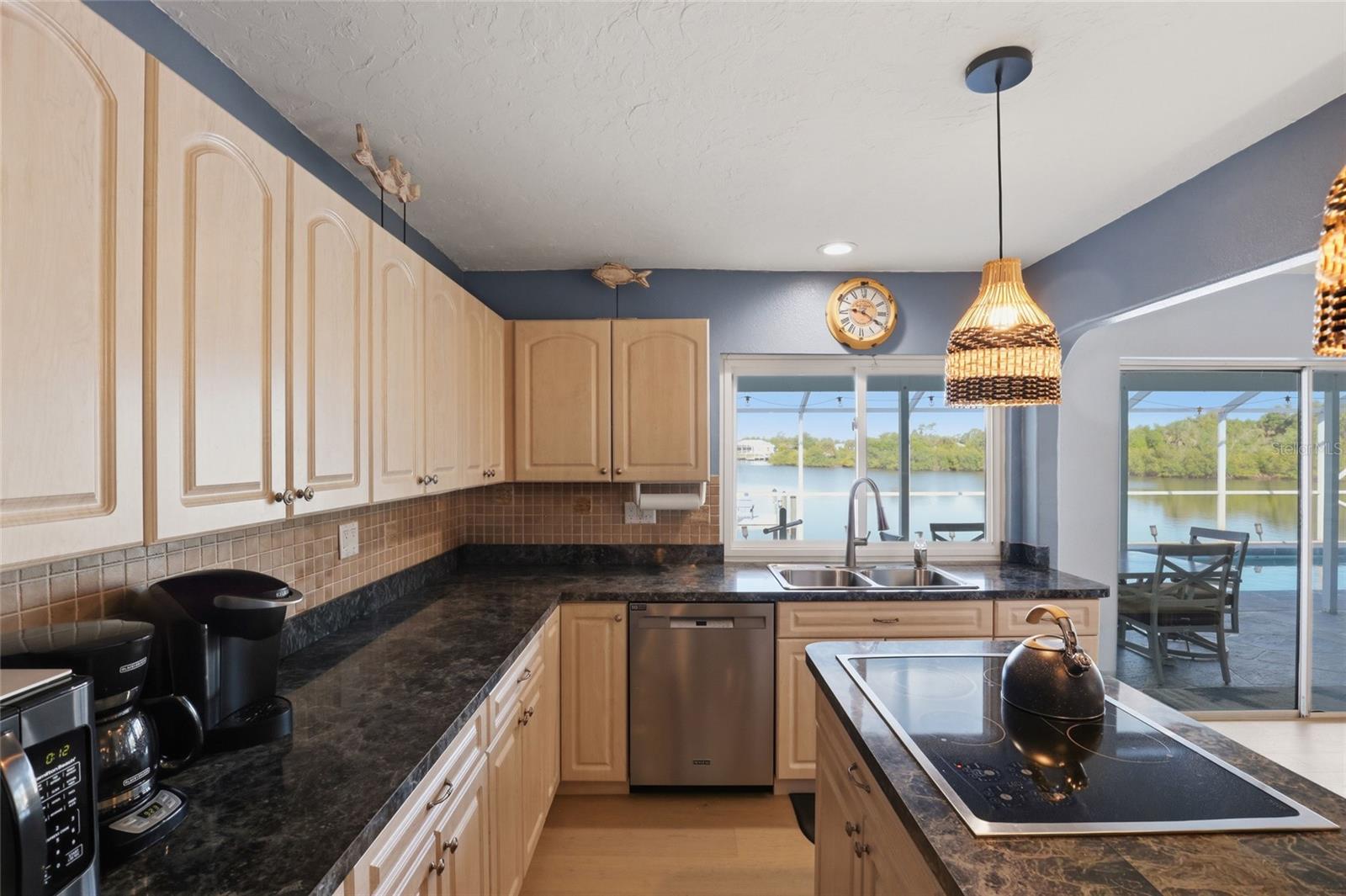 414 SPRING LAKE BLVD NW, PORT CHARLOTTE, FL, 33952