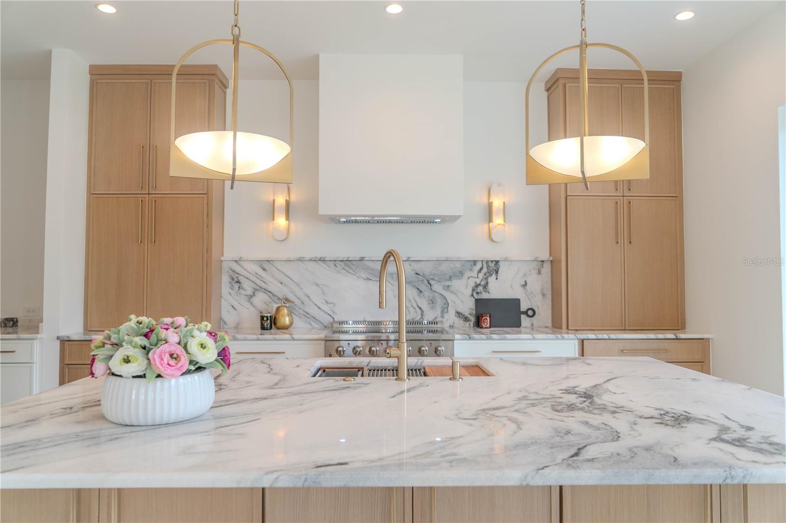 4414 W LAWN AVE, TAMPA, FL, 33611