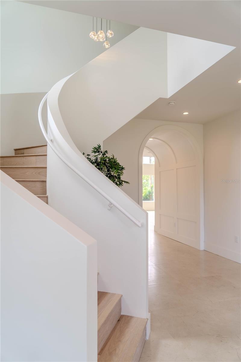 4414 W LAWN AVE, TAMPA, FL, 33611