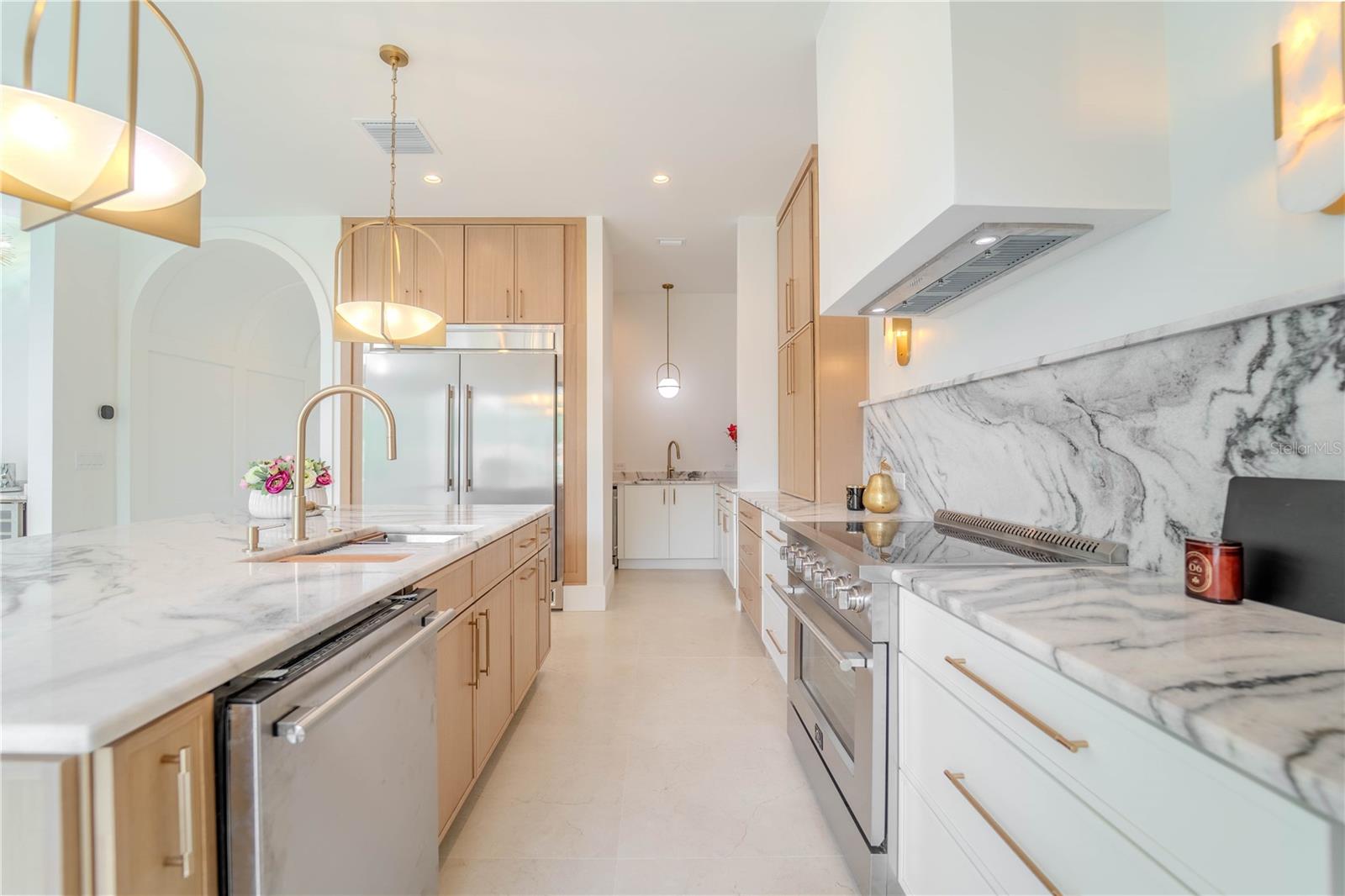 4414 W LAWN AVE, TAMPA, FL, 33611