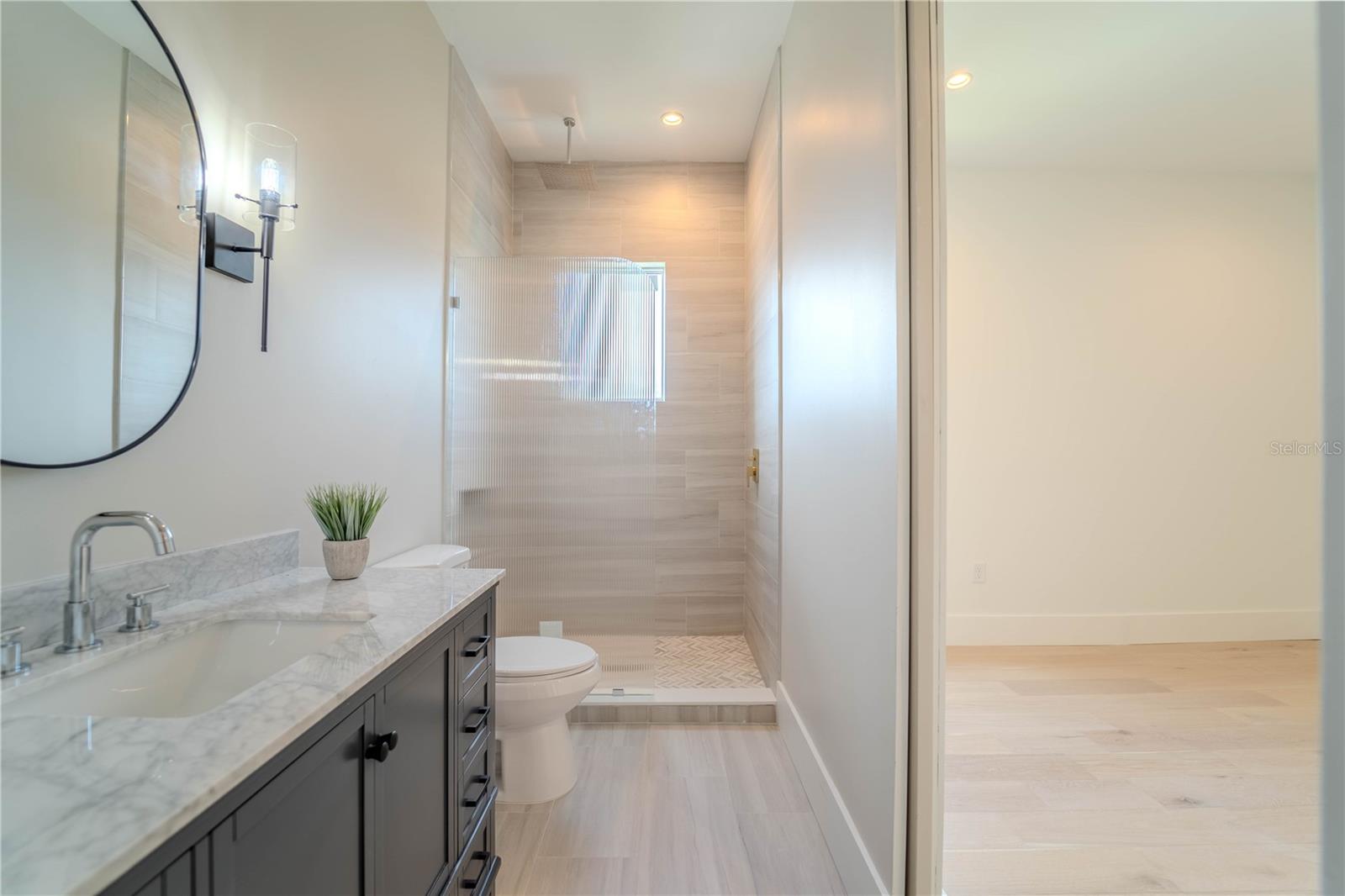 4414 W LAWN AVE, TAMPA, FL, 33611