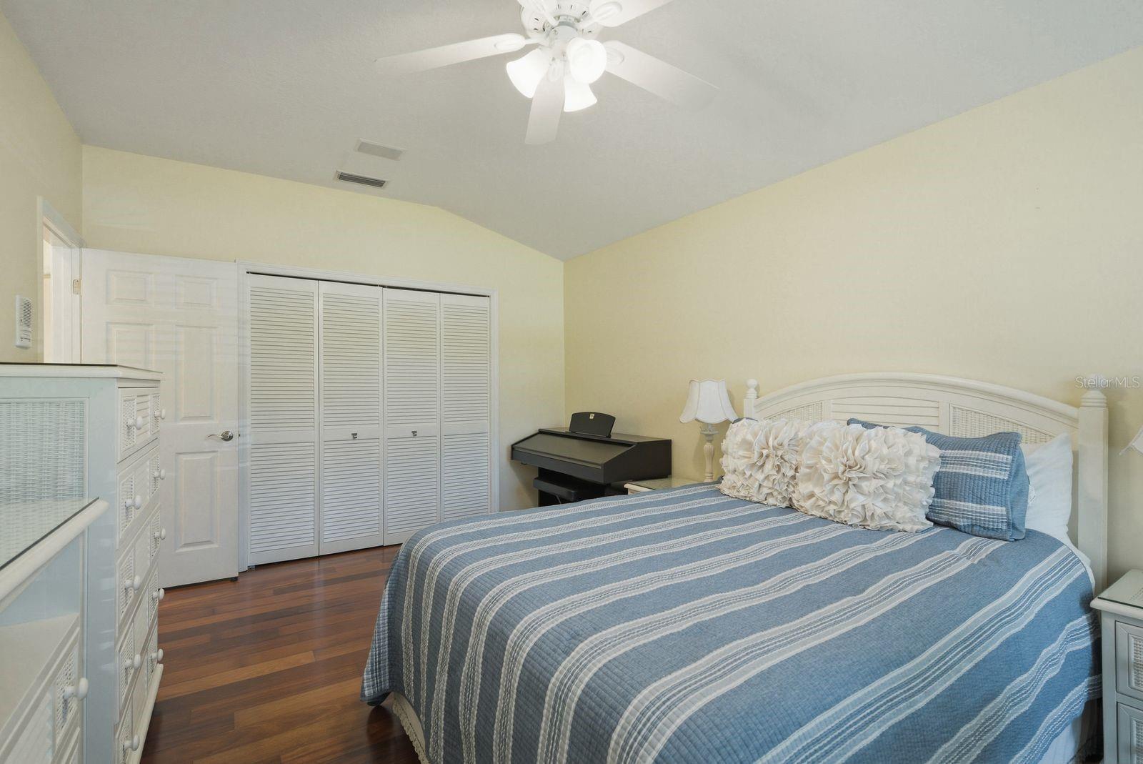 3343 CRESCENT OAKS BLVD, TARPON SPRINGS, FL, 34688