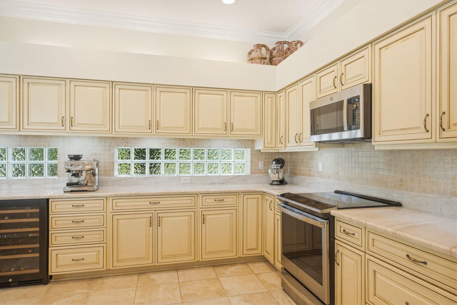 3343 CRESCENT OAKS BLVD, TARPON SPRINGS, FL, 34688