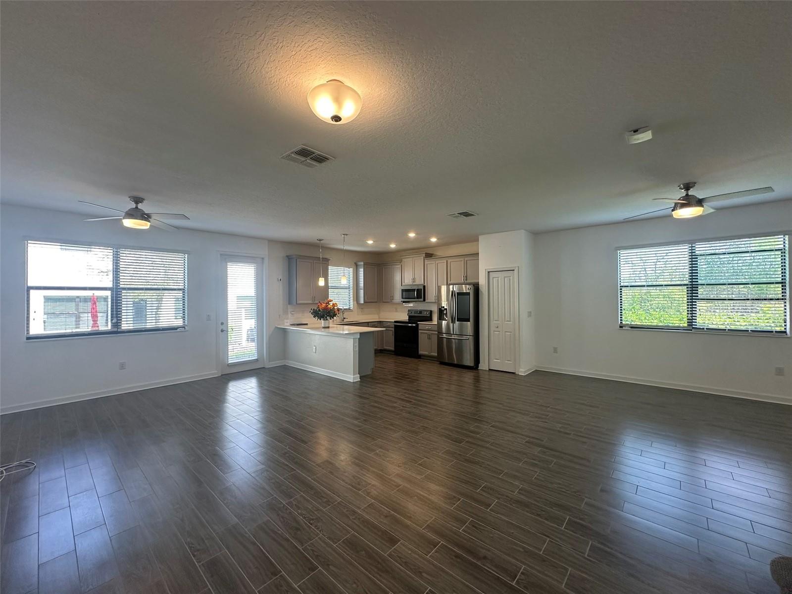 8501 ARCADIA LN, DAVENPORT, FL, 33896