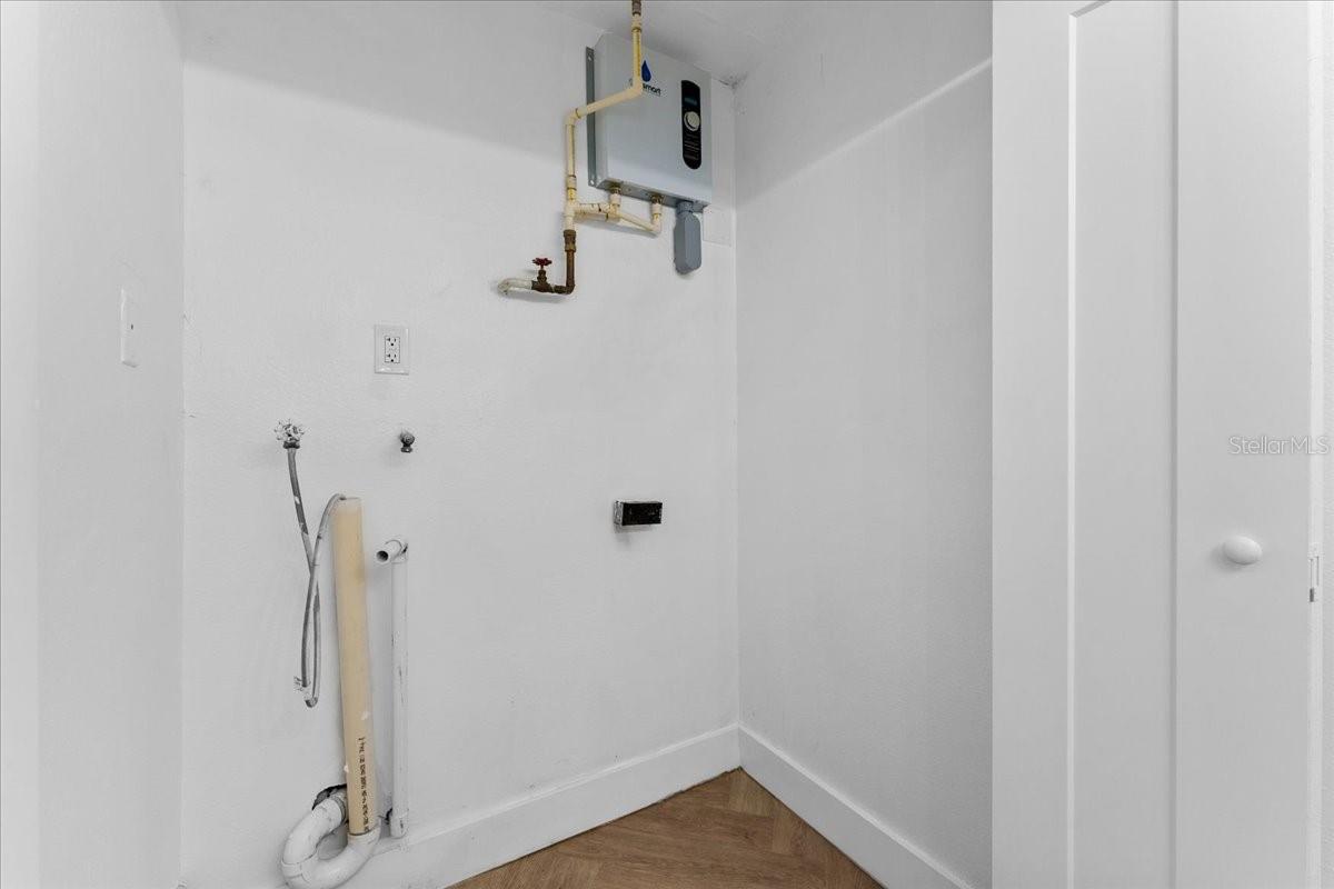 3747 FLORAMAR TER, NEW PORT RICHEY, FL, 34652