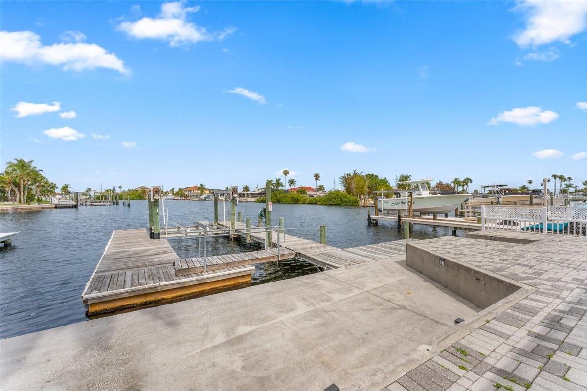 3747 FLORAMAR TER, NEW PORT RICHEY, FL, 34652