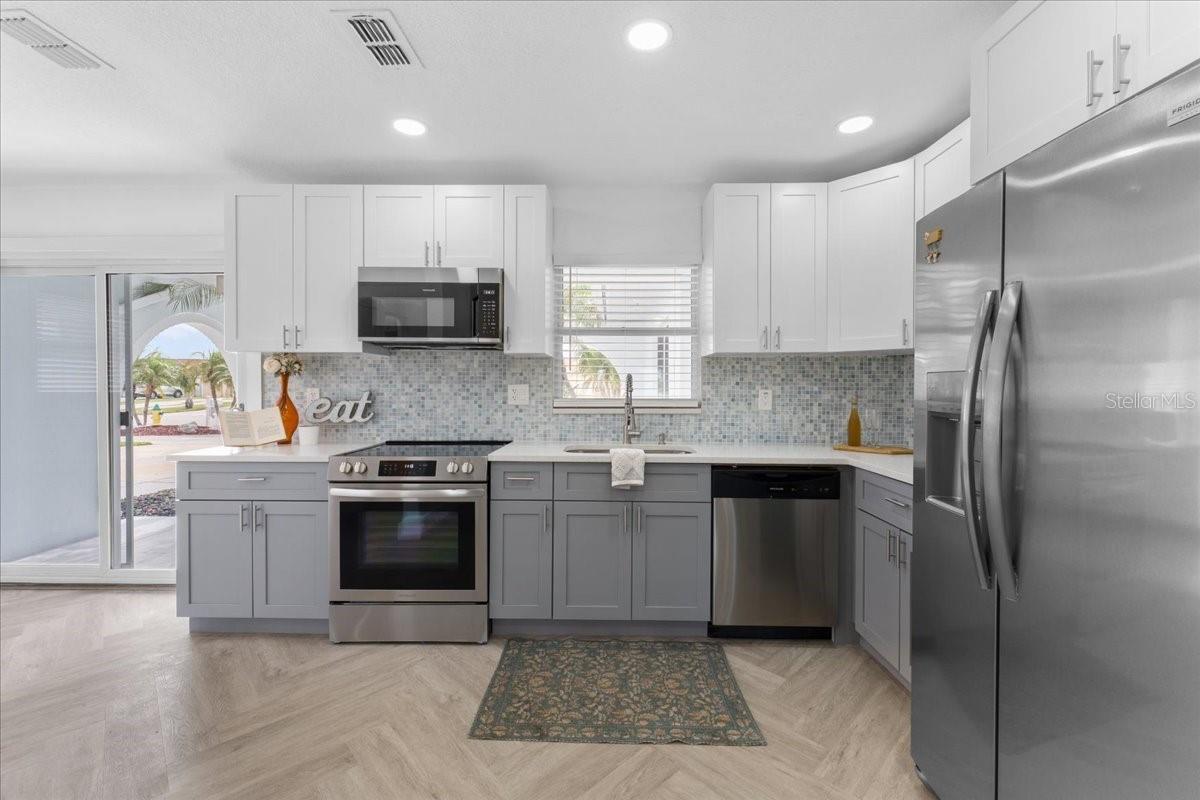 3747 FLORAMAR TER, NEW PORT RICHEY, FL, 34652