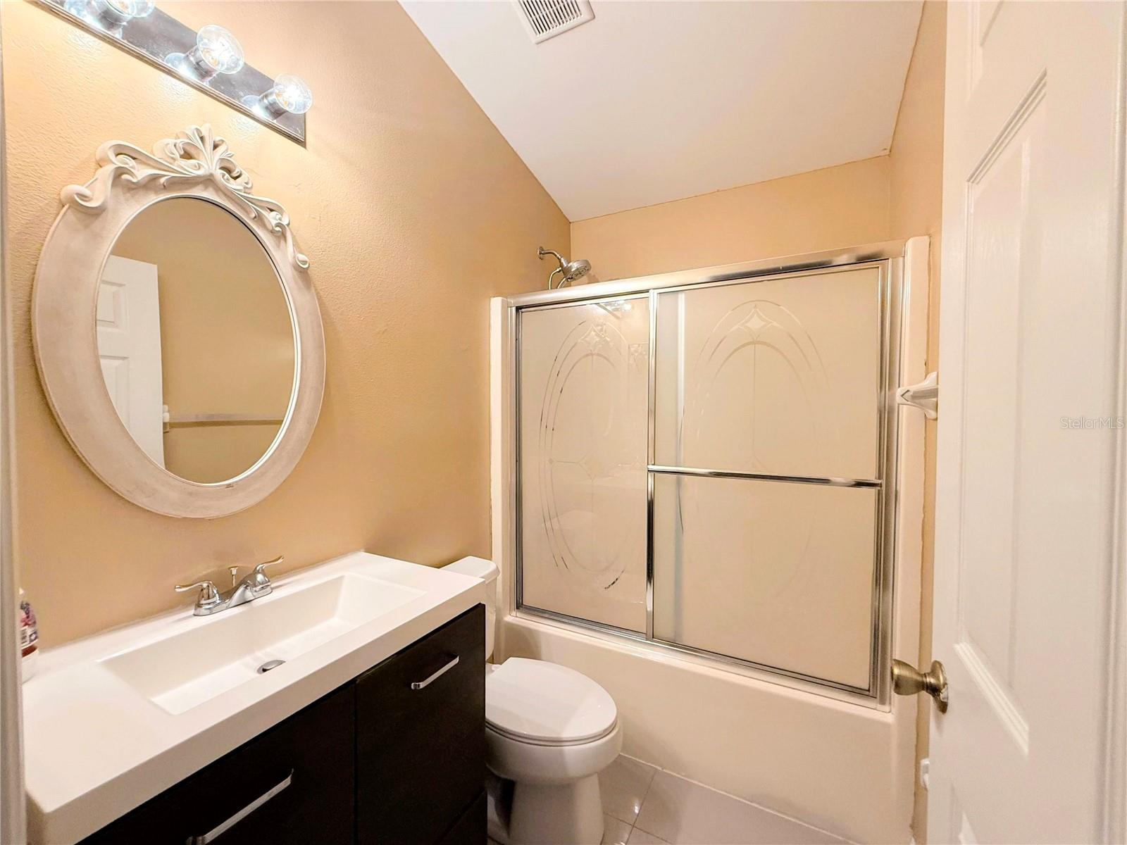 2075 4TH AVE SW, VERO BEACH, FL, 32962