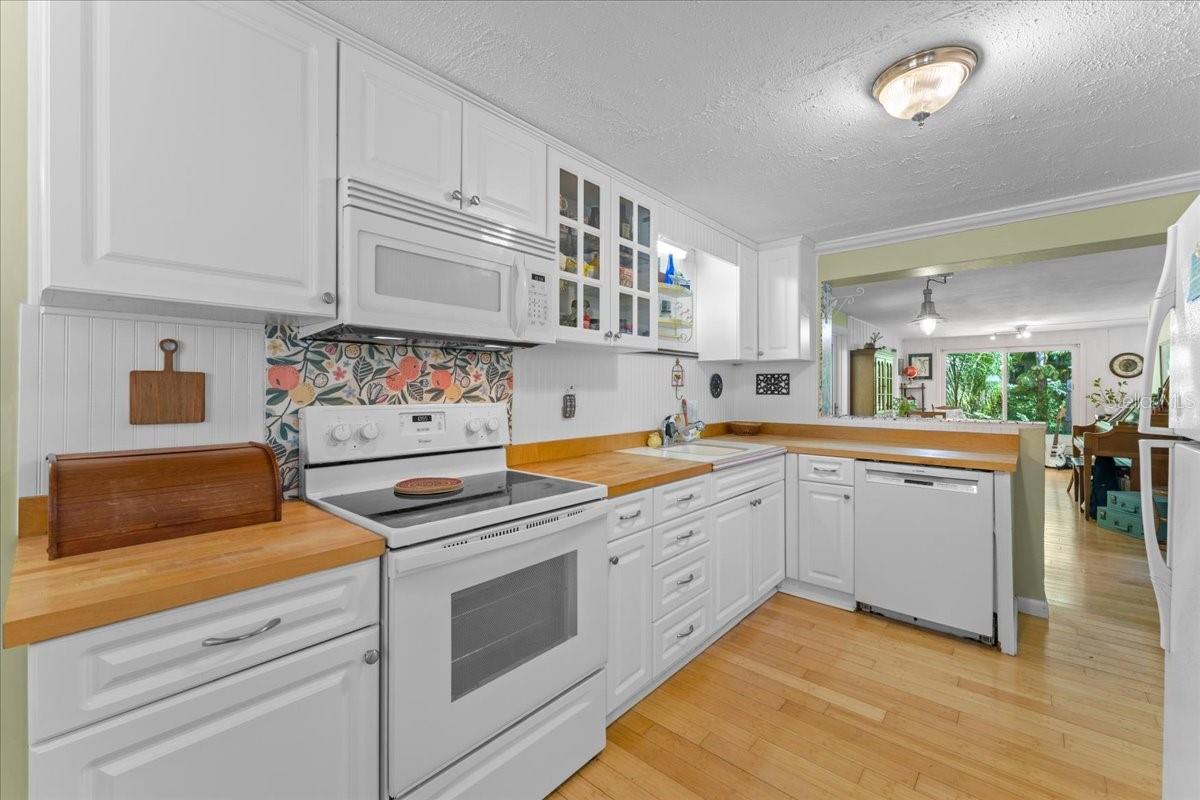 531 6TH ST S, SAFETY HARBOR, FL, 34695