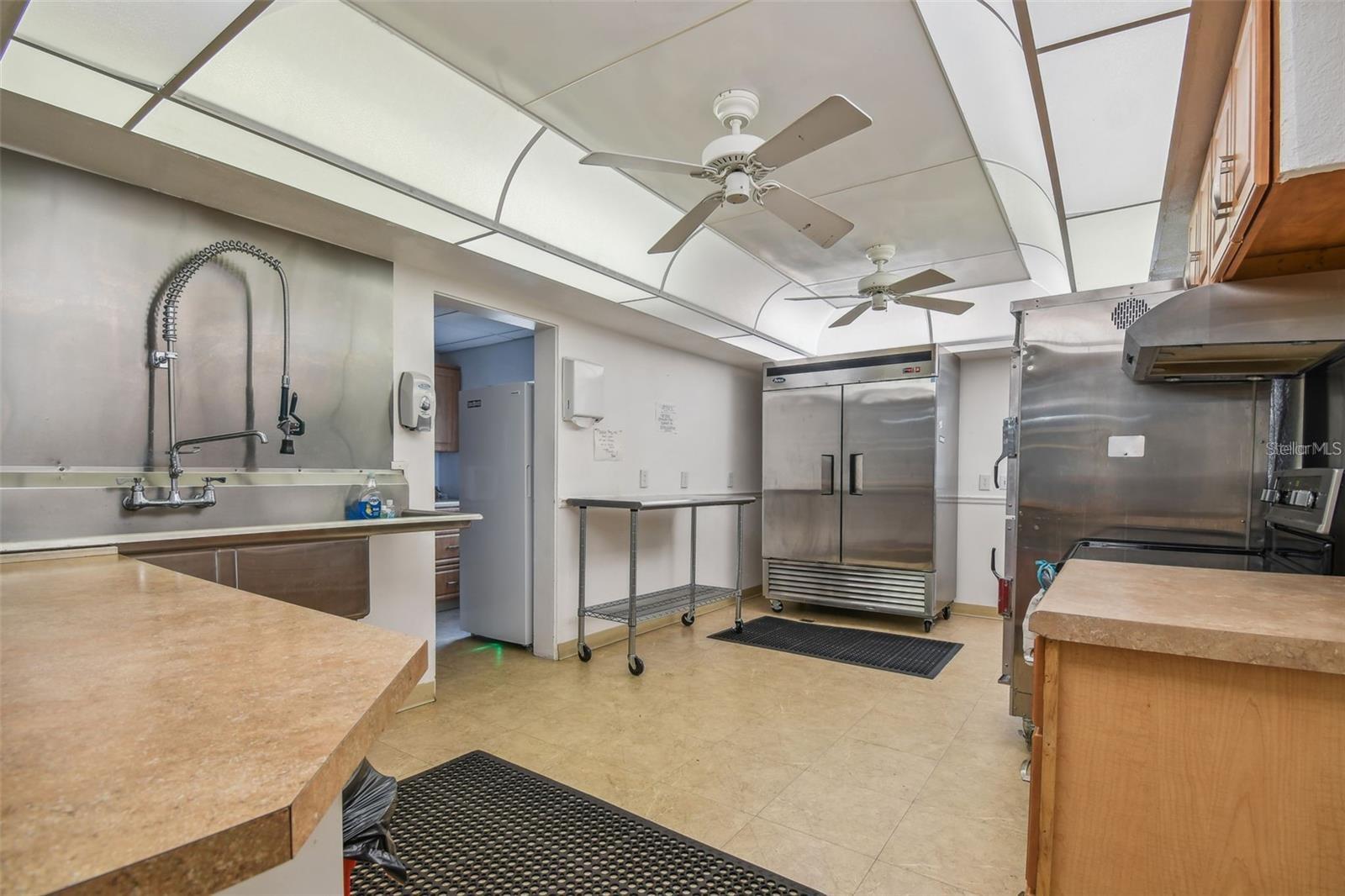 10178 N LAKE DR #45, LARGO, FL, 33773