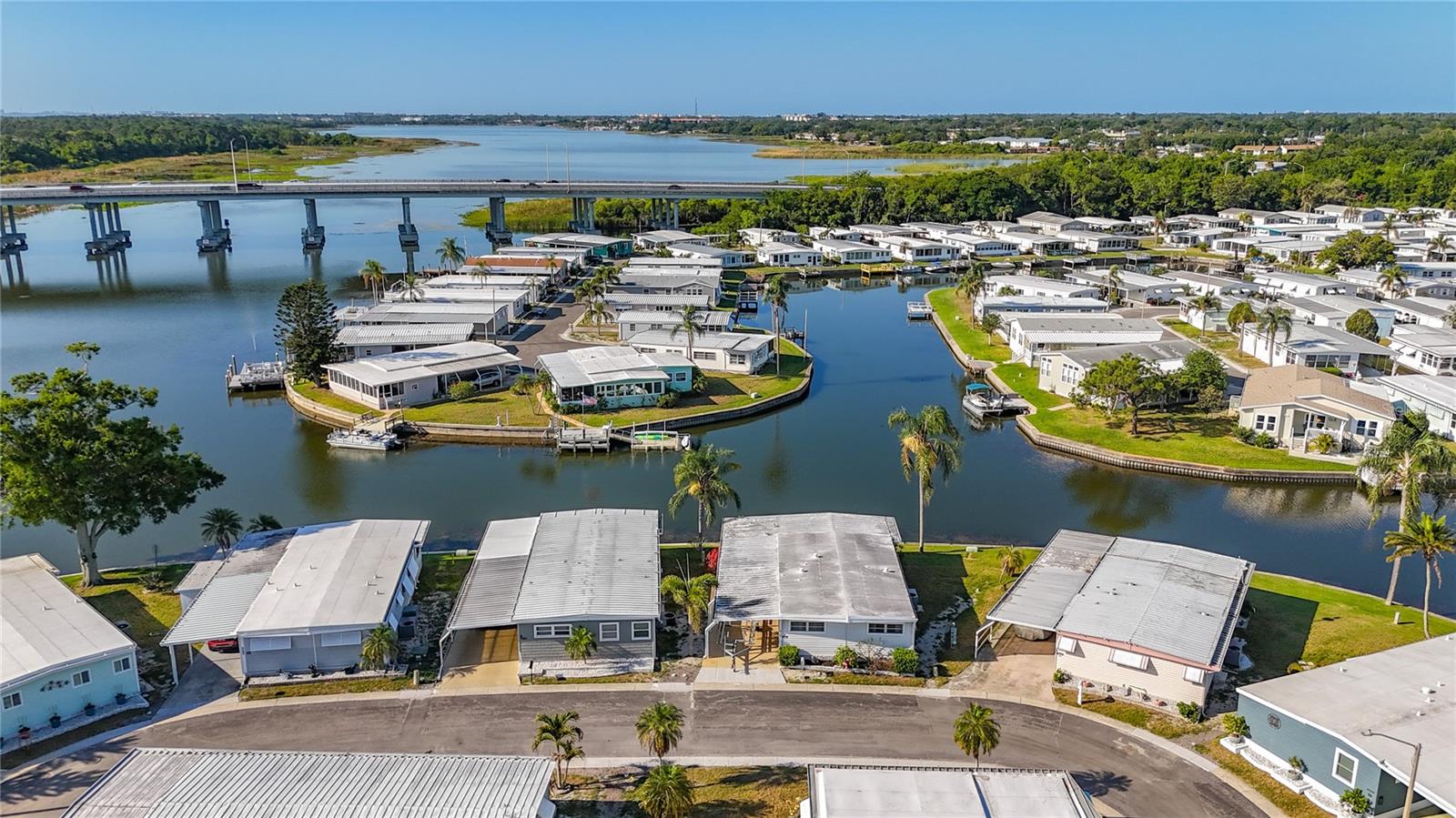 10178 N LAKE DR #45, LARGO, FL, 33773