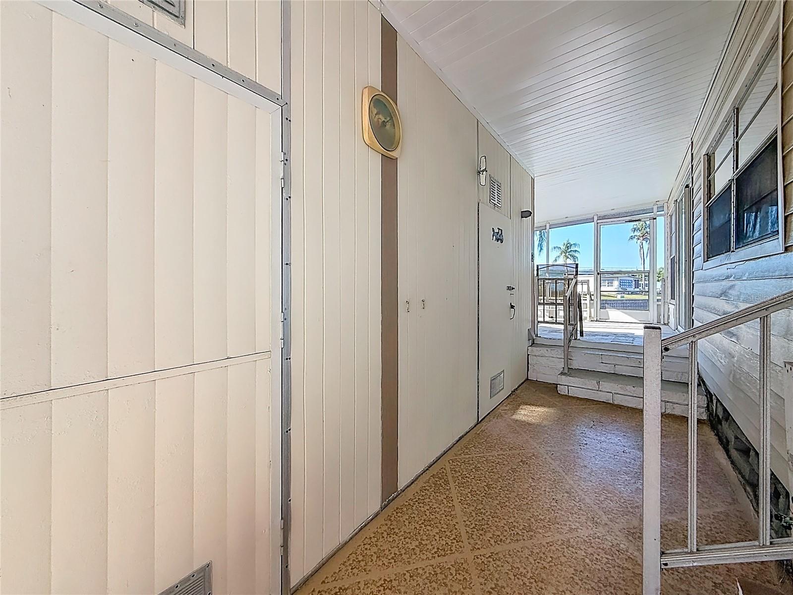 10178 N LAKE DR #45, LARGO, FL, 33773