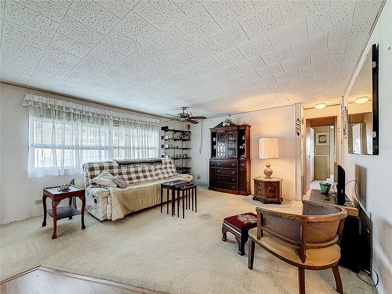 10178 N LAKE DR #45, LARGO, FL, 33773