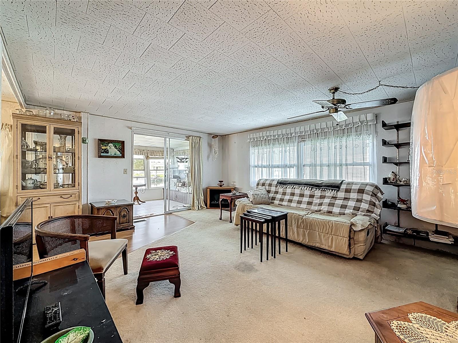 10178 N LAKE DR #45, LARGO, FL, 33773