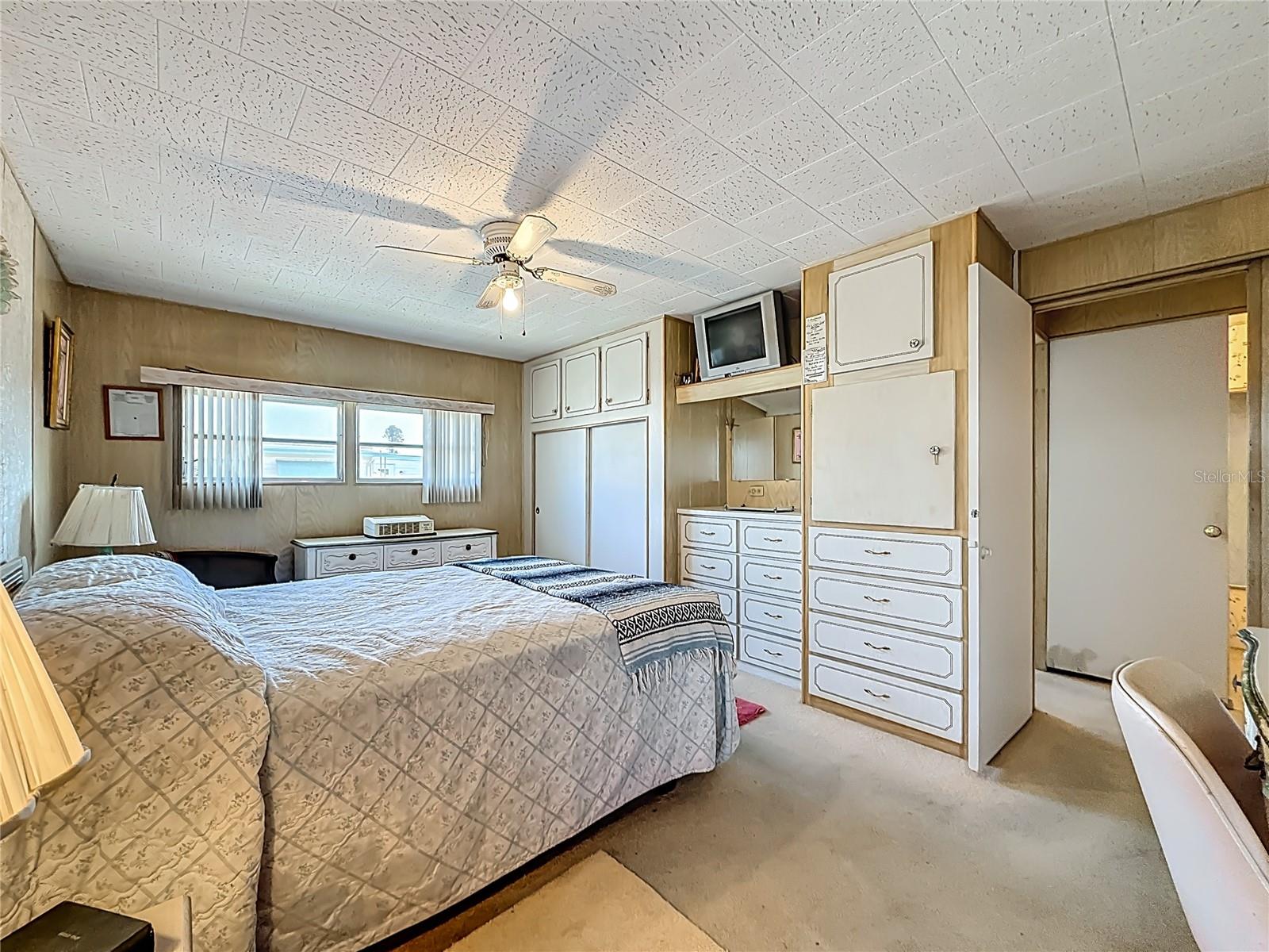 10178 N LAKE DR #45, LARGO, FL, 33773