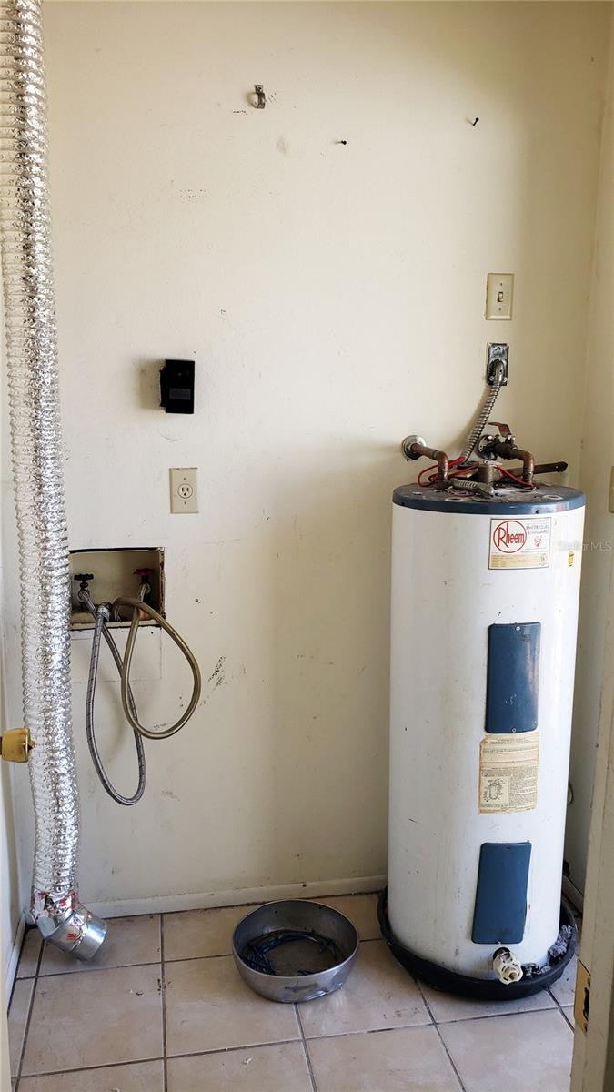 708 26TH AVE W, BRADENTON, FL, 34205