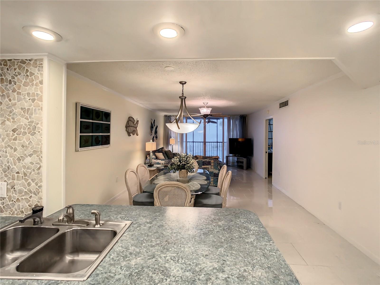 18304 GULF BLVD #116, REDINGTON SHORES, FL, 33708