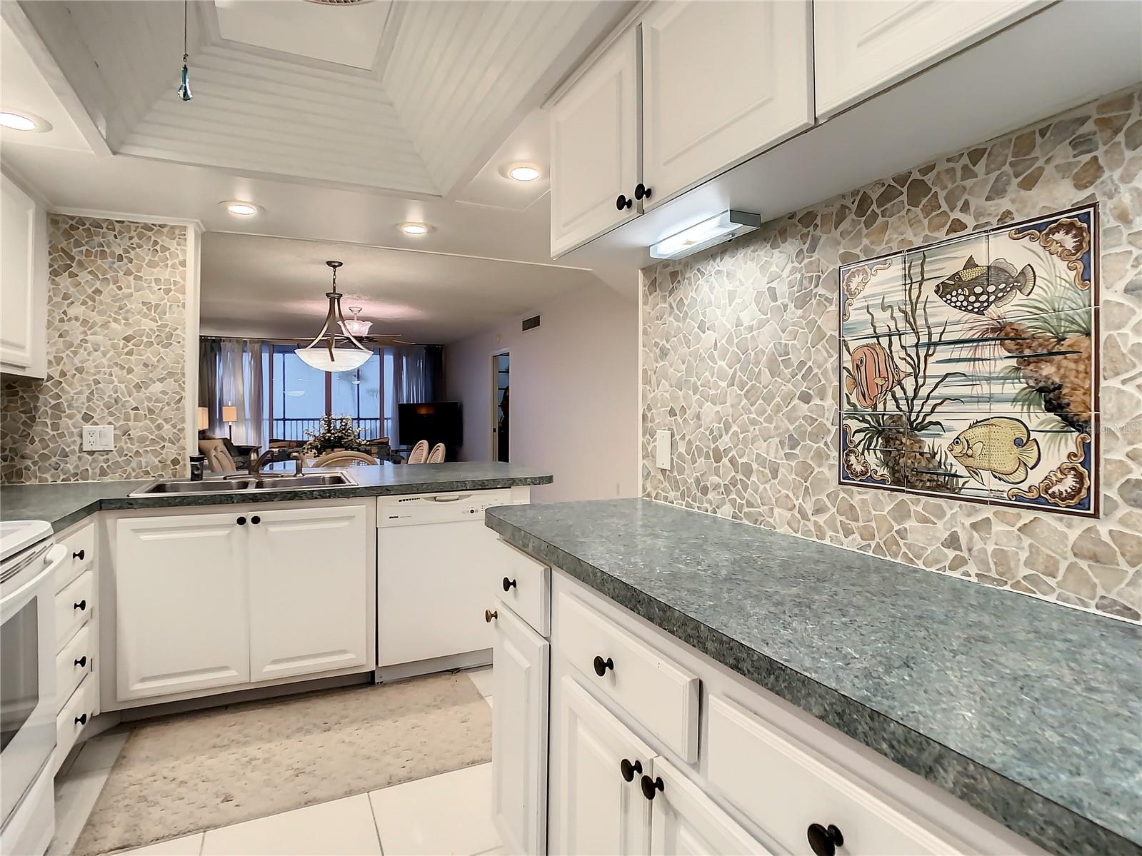 18304 GULF BLVD #116, REDINGTON SHORES, FL, 33708