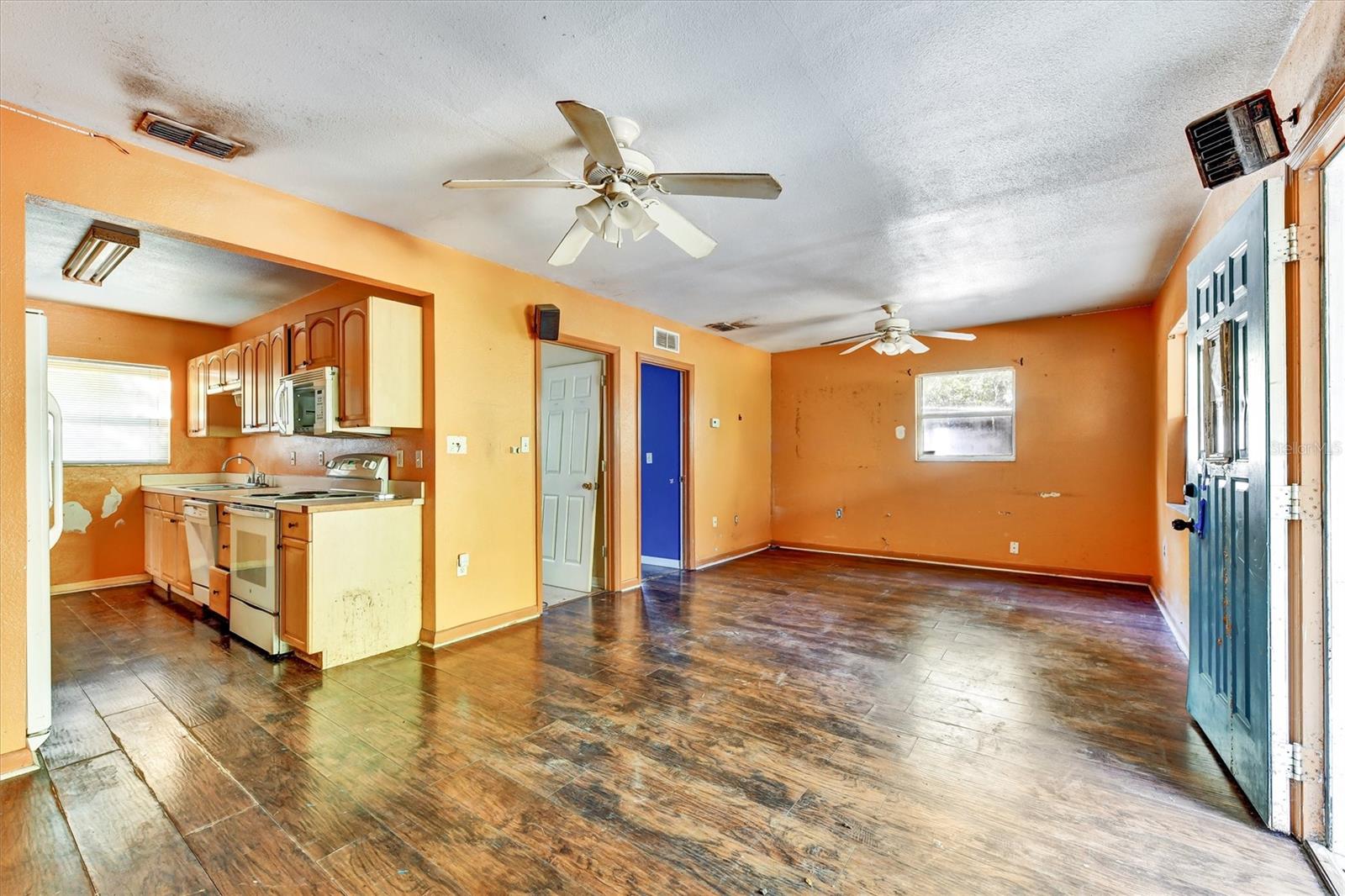 10015 OHIO AVE, THONOTOSASSA, FL, 33592