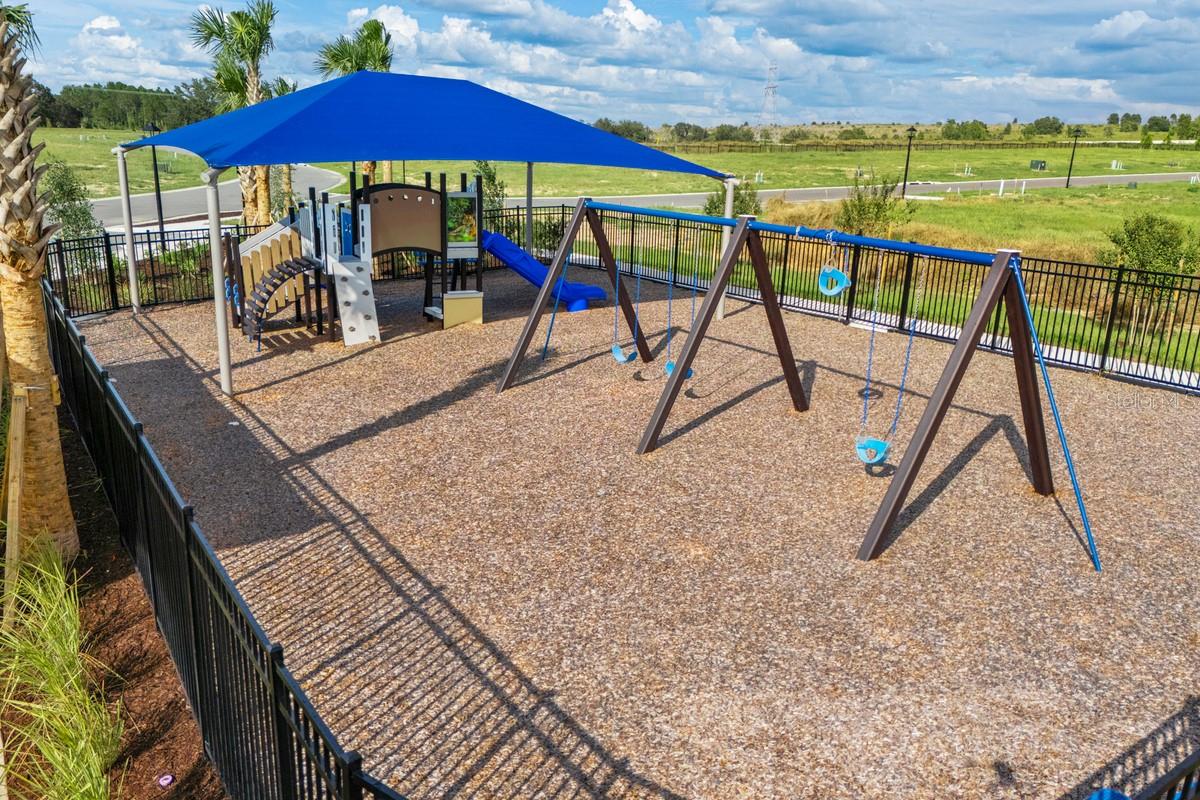 24562 HODGES RESERVE AVE, HOWEY IN THE HILLS, FL, 34737