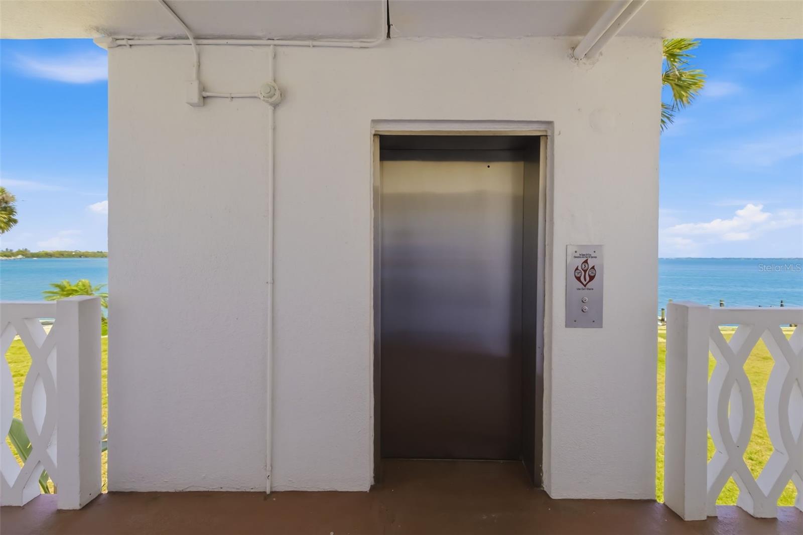 763 JOHN RINGLING BLVD #22, SARASOTA, FL, 34236