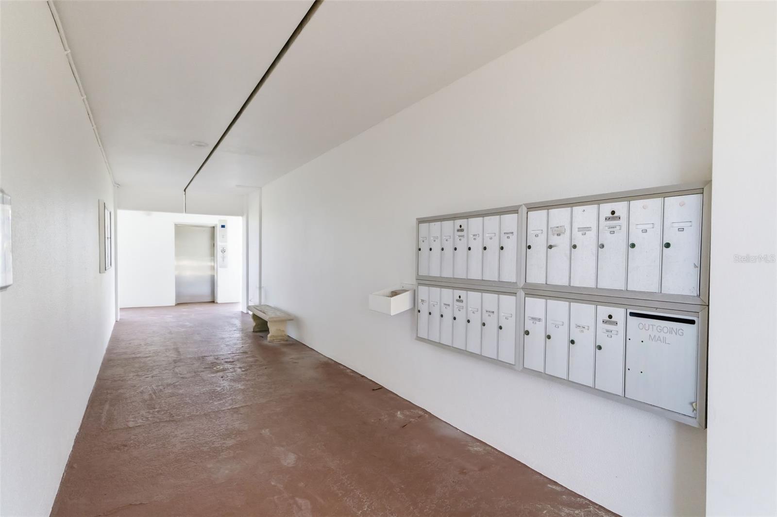 763 JOHN RINGLING BLVD #22, SARASOTA, FL, 34236