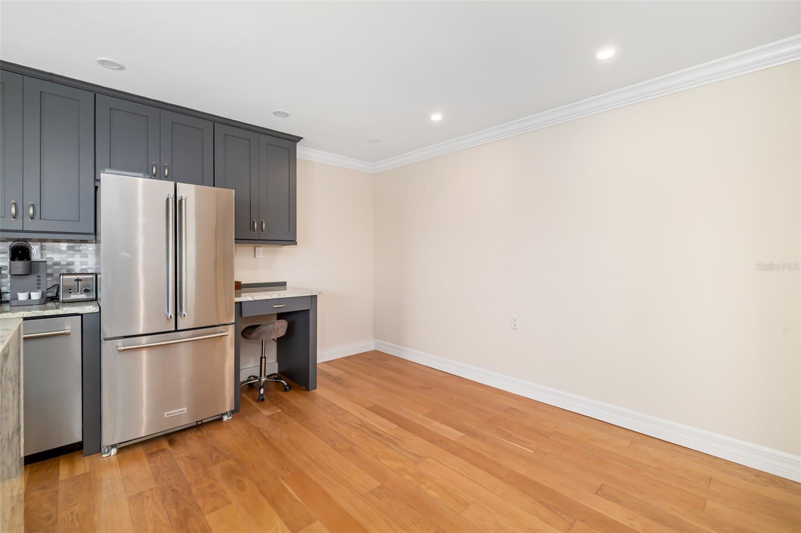 763 JOHN RINGLING BLVD #22, SARASOTA, FL, 34236