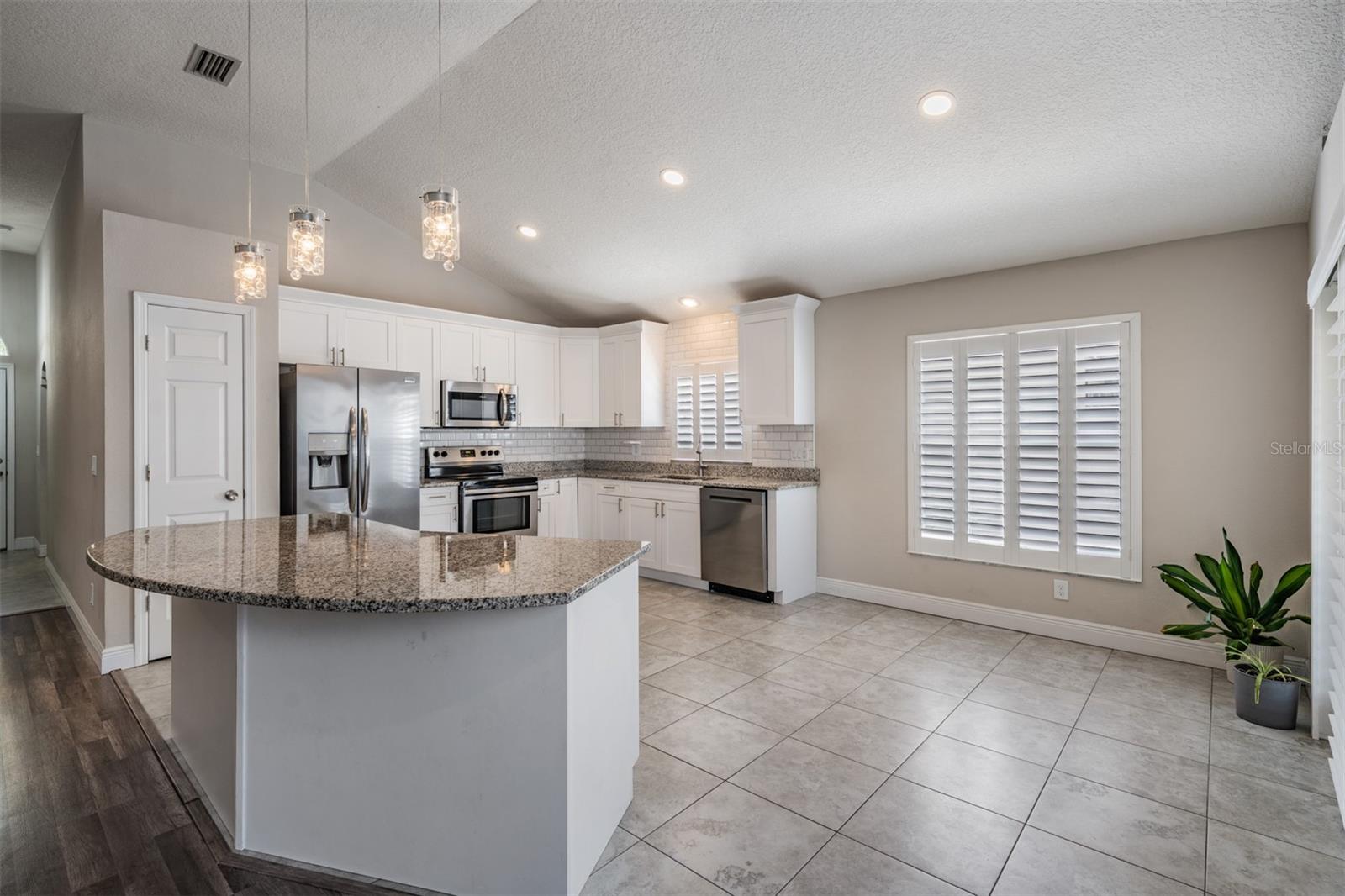 2315 LYNCREST CT, VALRICO, FL, 33596