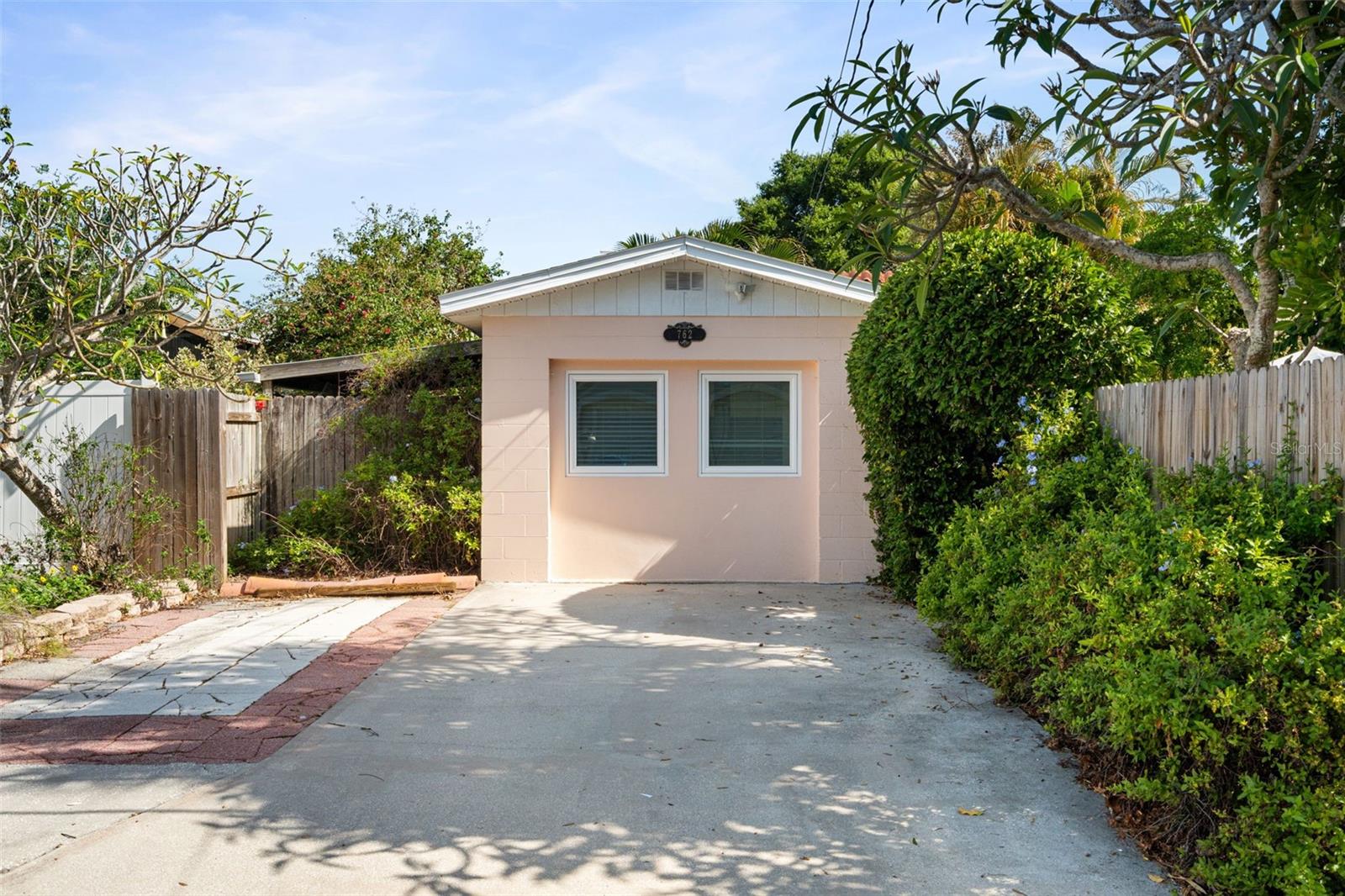 762 23RD AVE N, ST PETERSBURG, FL, 33704