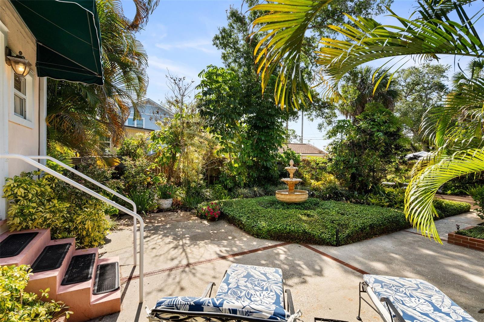 762 23RD AVE N, ST PETERSBURG, FL, 33704