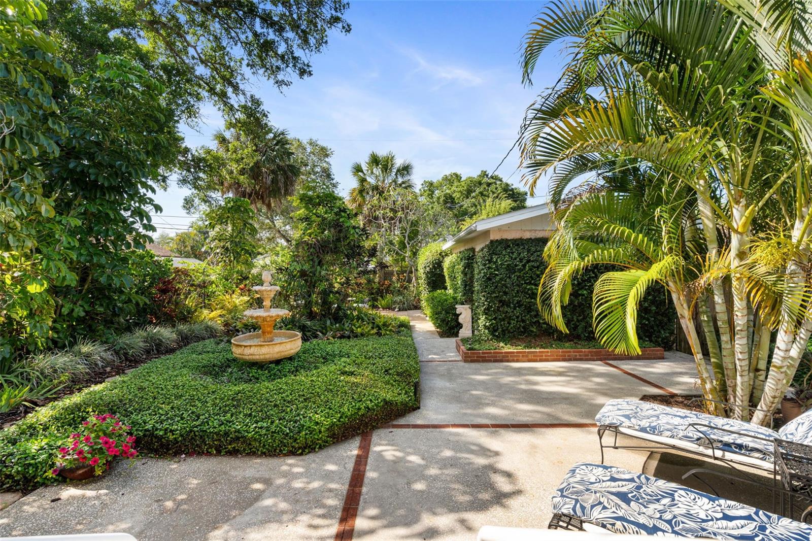 762 23RD AVE N, ST PETERSBURG, FL, 33704