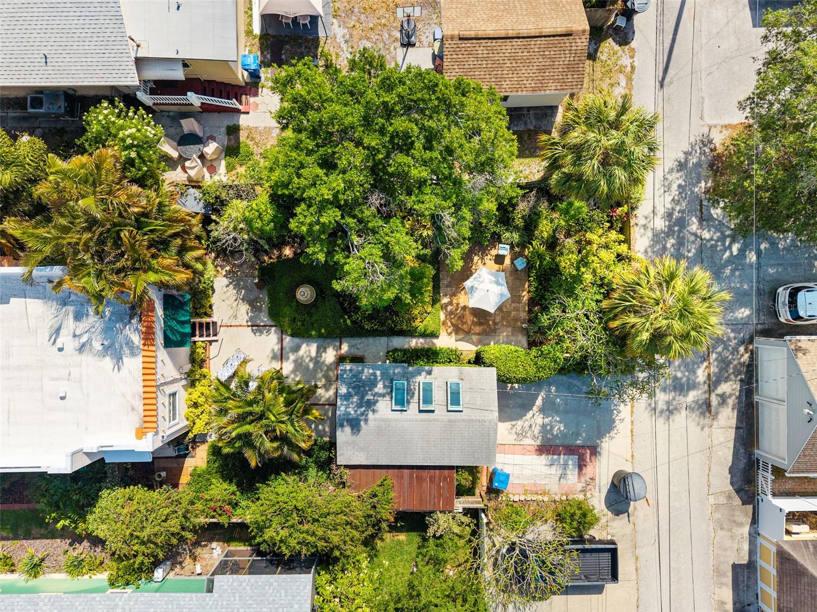 762 23RD AVE N, ST PETERSBURG, FL, 33704