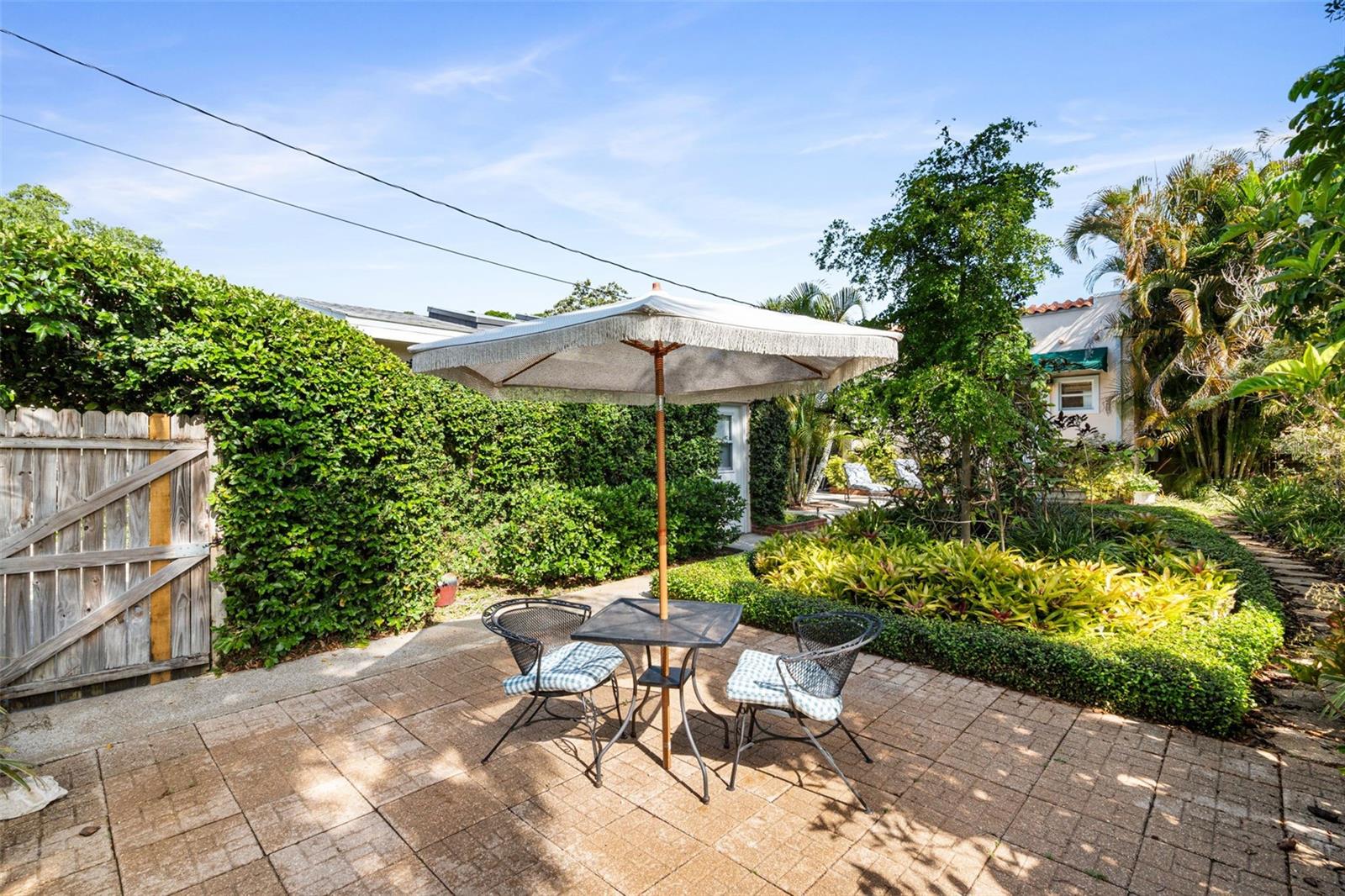 762 23RD AVE N, ST PETERSBURG, FL, 33704