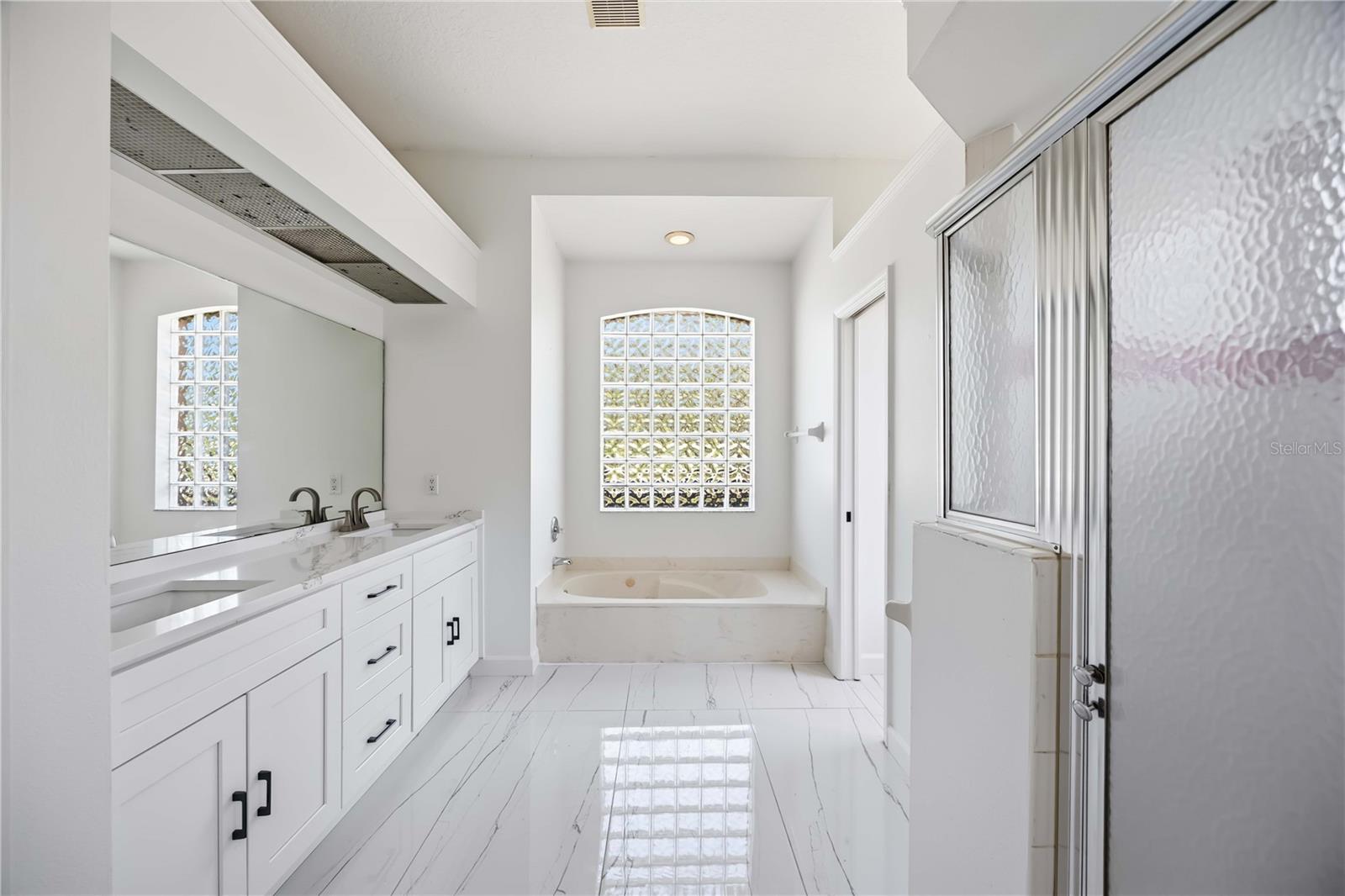 562 OAK BAY DR, OSPREY, FL, 34229