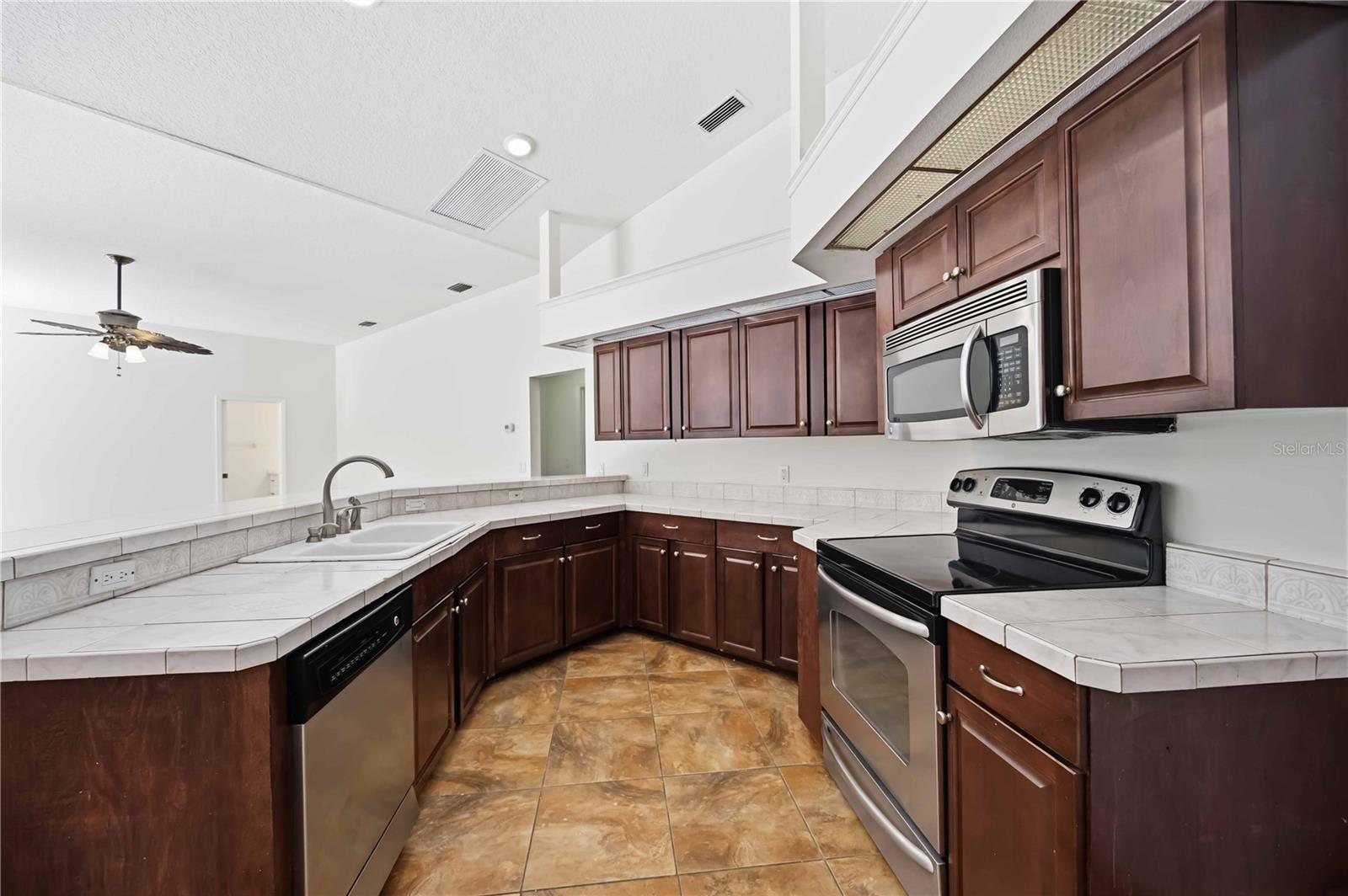 562 OAK BAY DR, OSPREY, FL, 34229