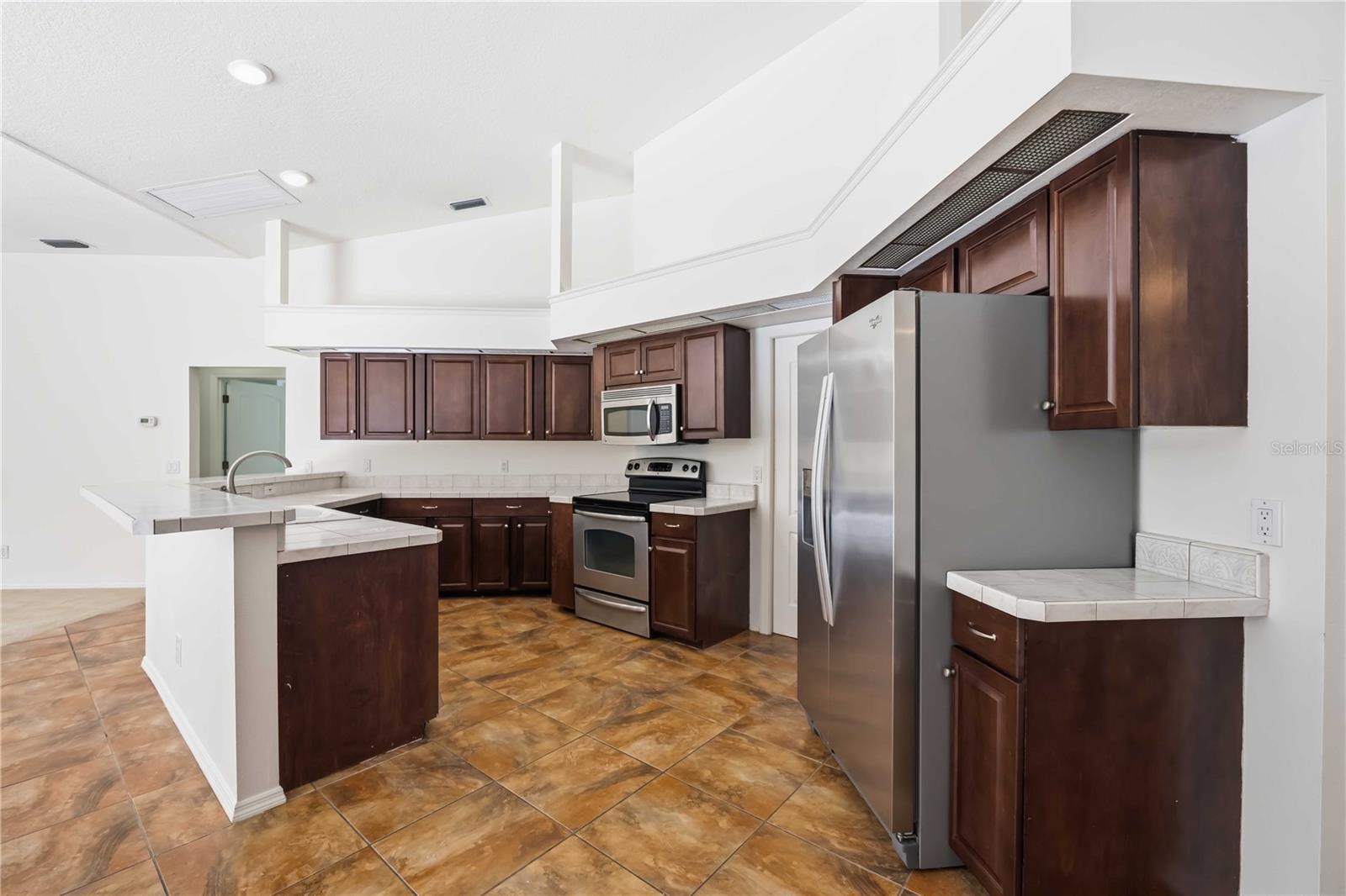 562 OAK BAY DR, OSPREY, FL, 34229