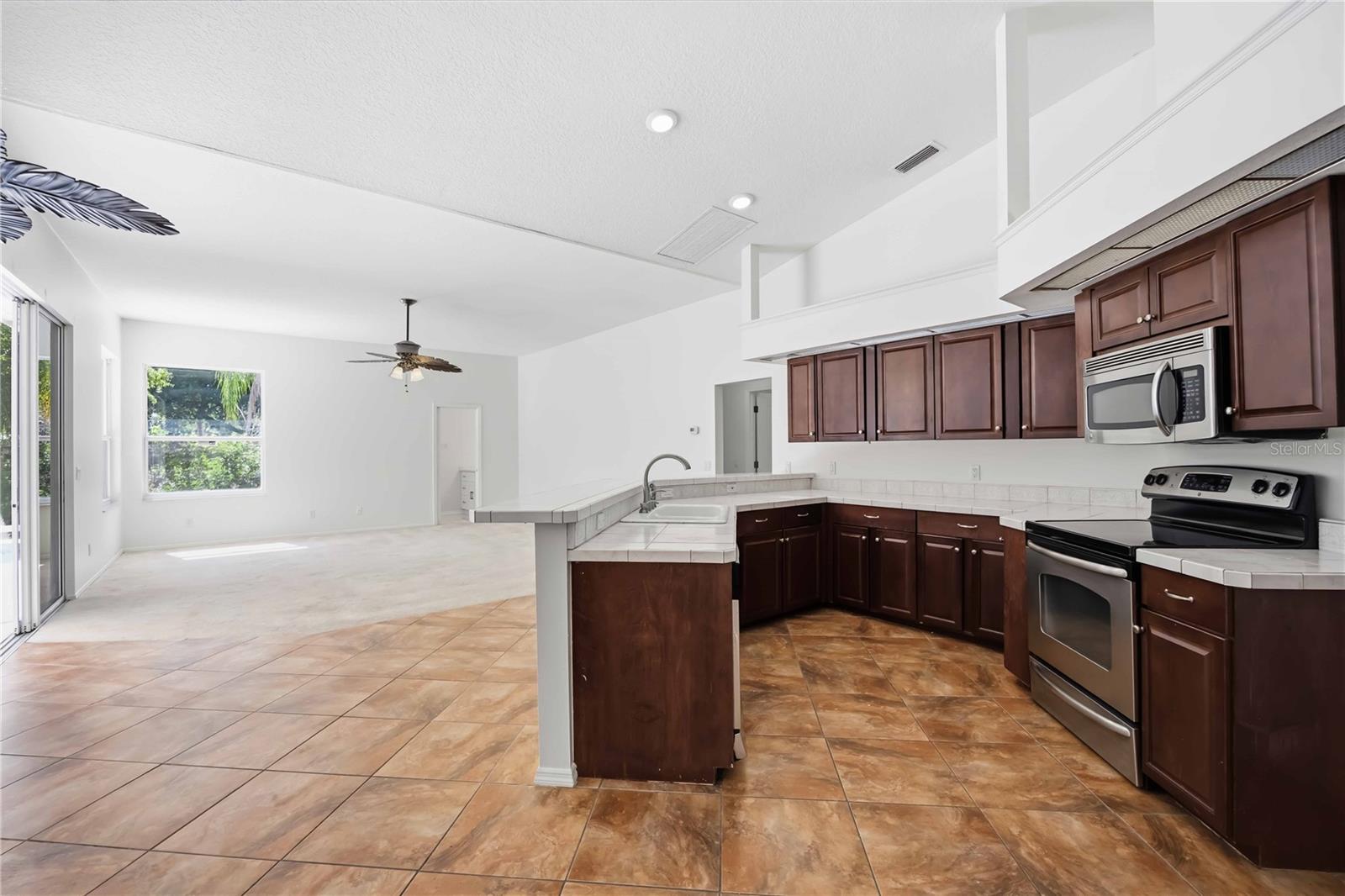 562 OAK BAY DR, OSPREY, FL, 34229