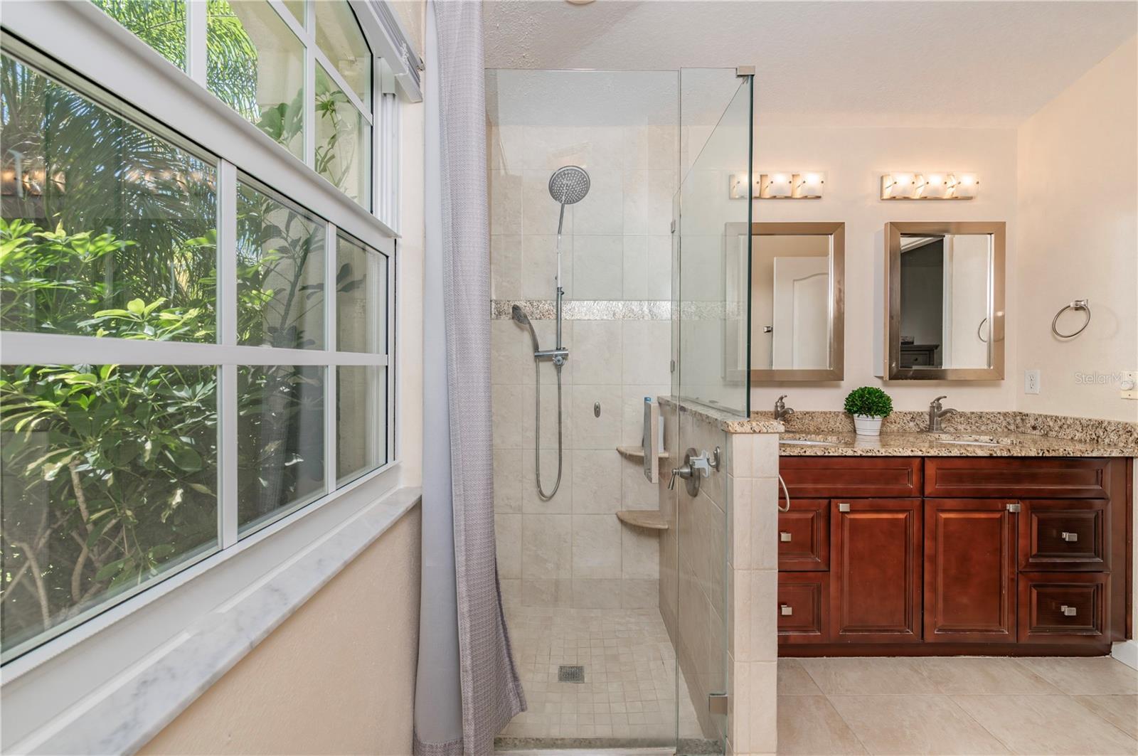 8426 POYDRAS LN, TAMPA, FL, 33635