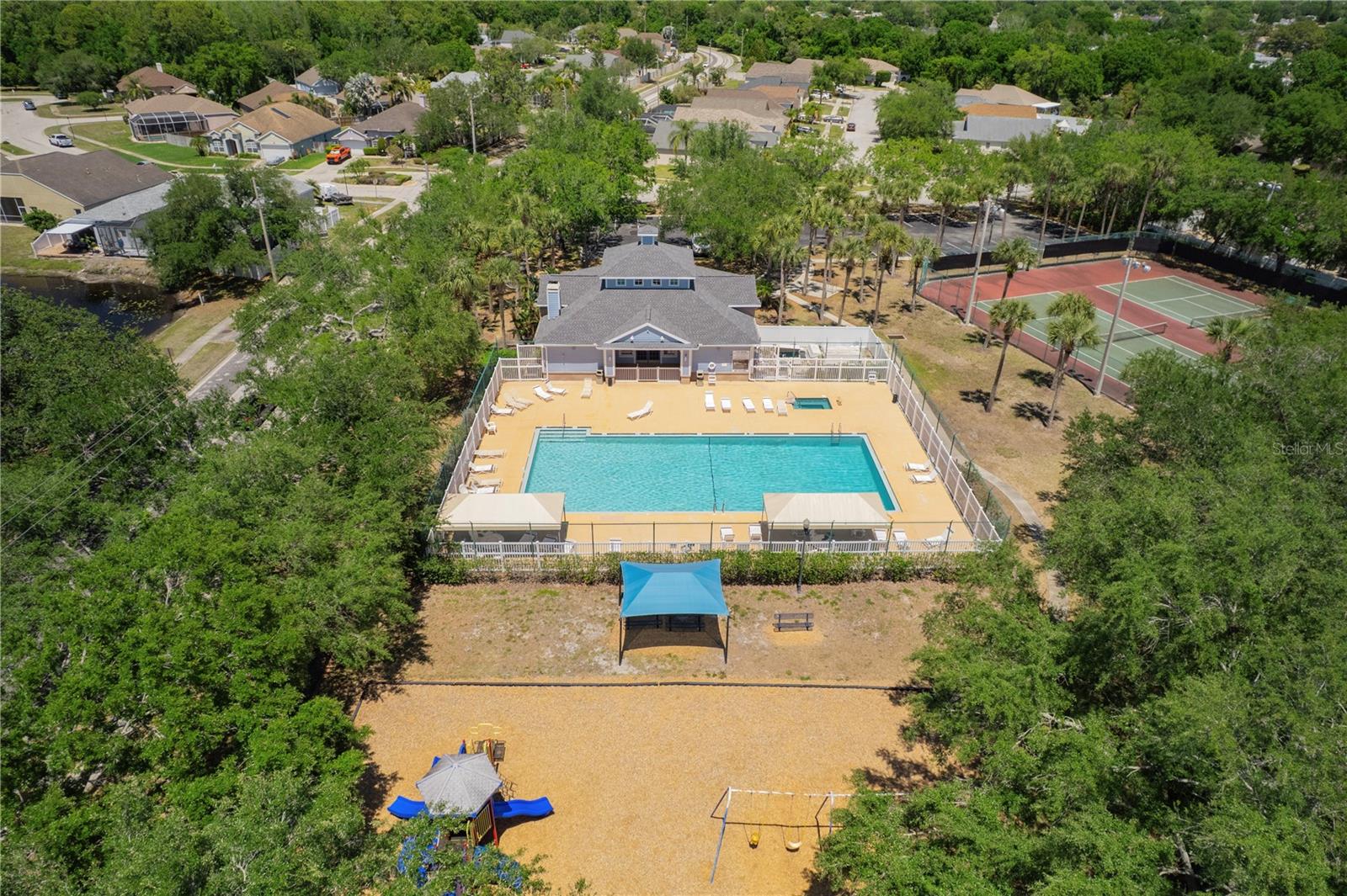 8426 POYDRAS LN, TAMPA, FL, 33635