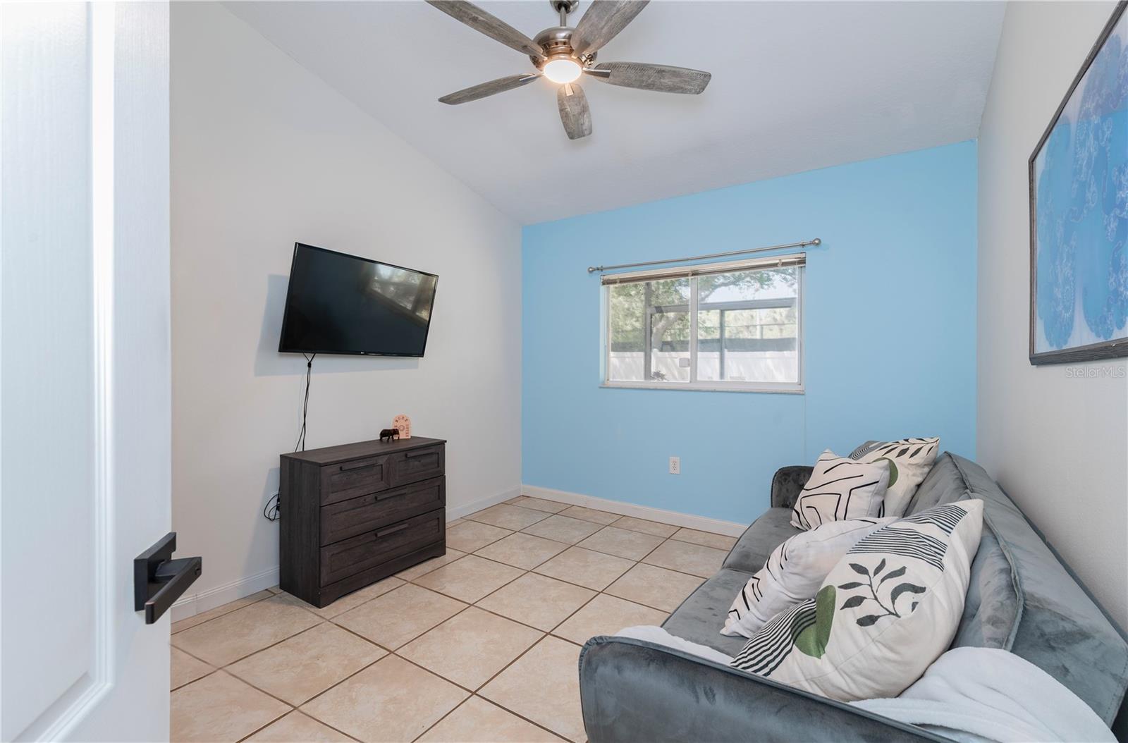 8426 POYDRAS LN, TAMPA, FL, 33635