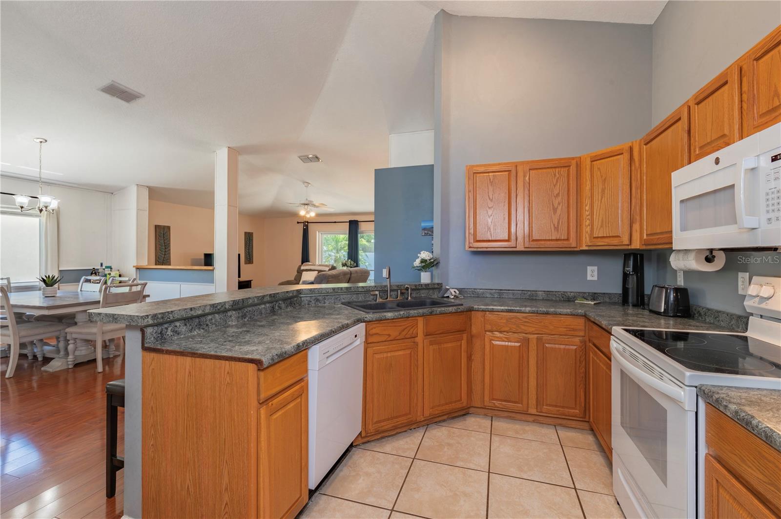 8426 POYDRAS LN, TAMPA, FL, 33635