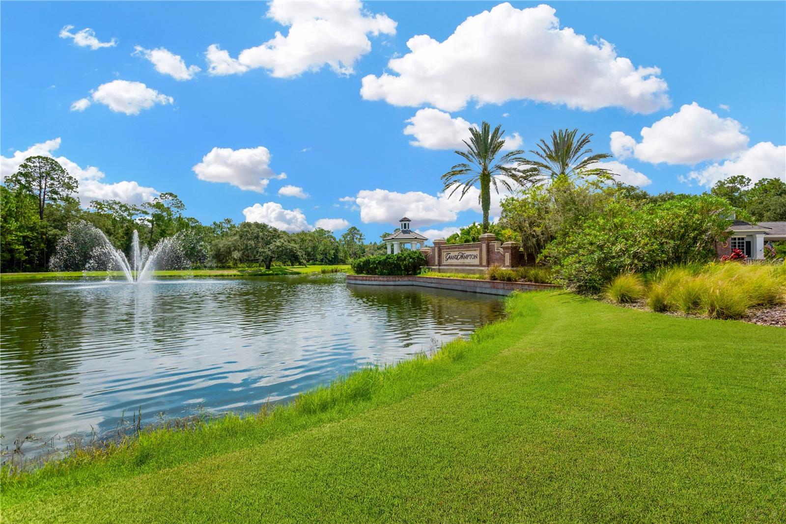 8307 MANOR CLUB CIR #1, TAMPA, FL, 33647