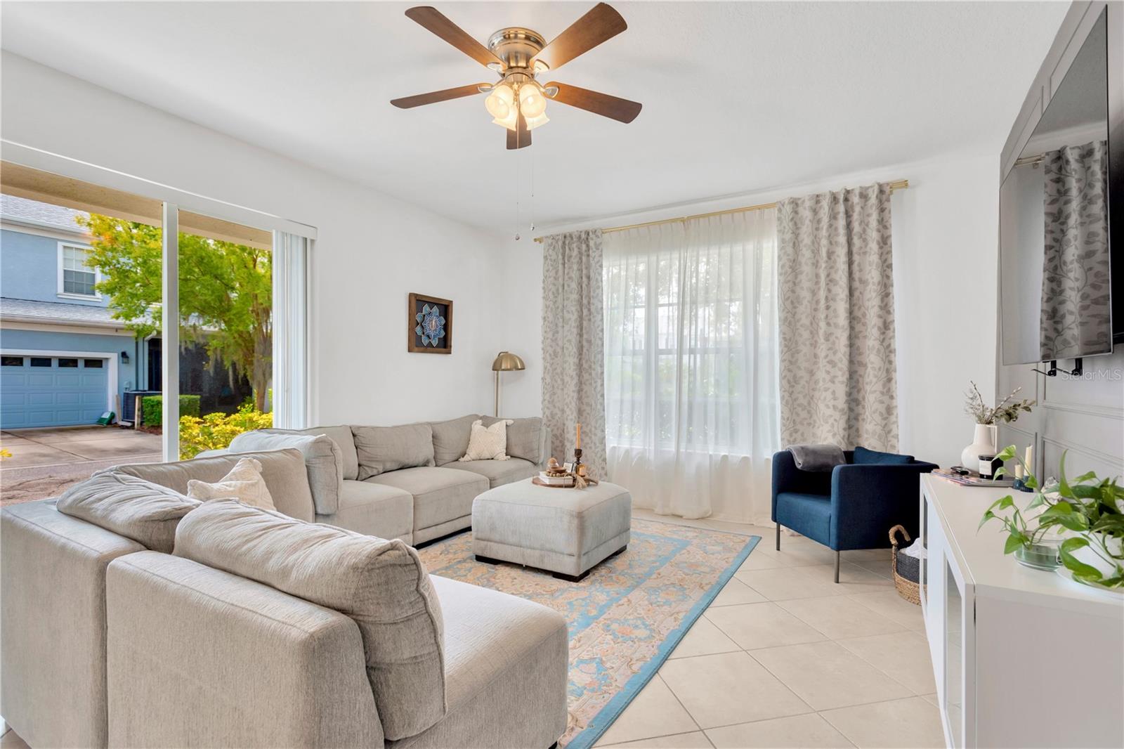 8307 MANOR CLUB CIR #1, TAMPA, FL, 33647