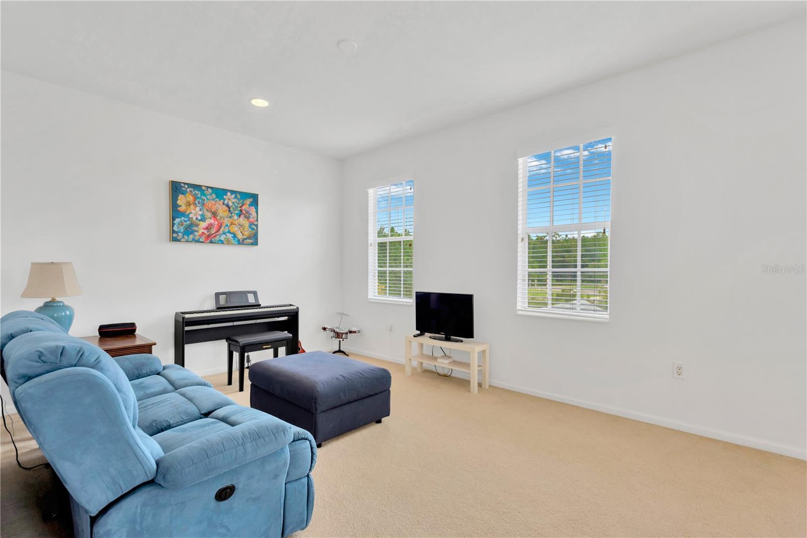 8307 MANOR CLUB CIR #1, TAMPA, FL, 33647