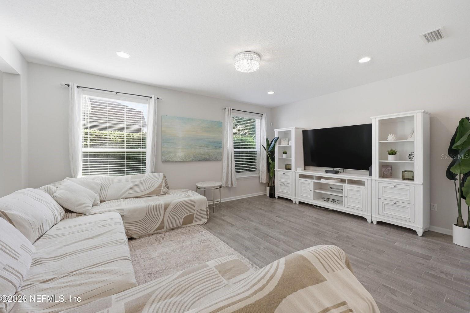 6946 AZALEA GROVE DR, JACKSONVILLE, FL, 32258