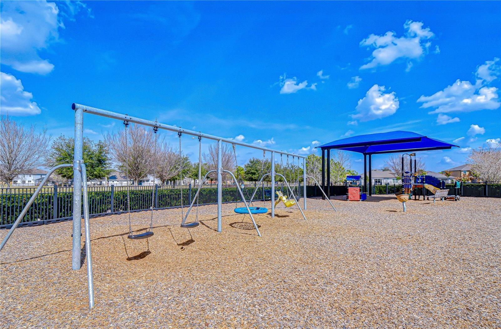 11176 LELAND GROVES DR, RIVERVIEW, FL, 33579