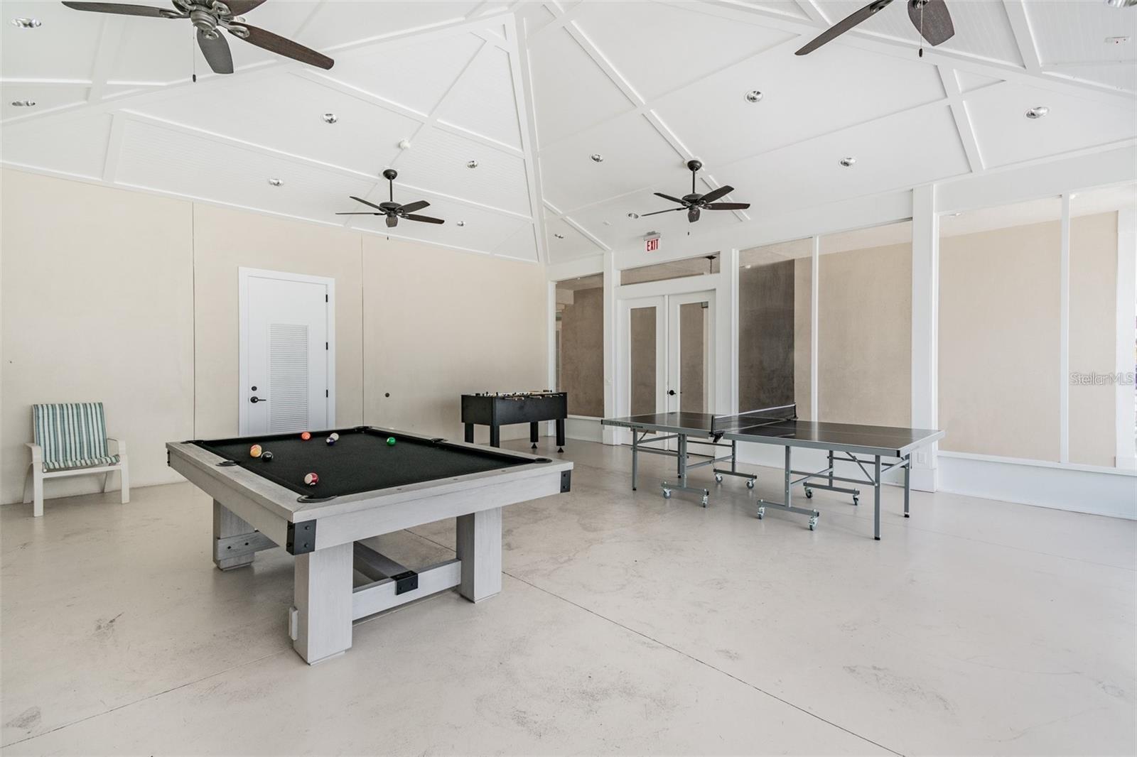 11176 LELAND GROVES DR, RIVERVIEW, FL, 33579