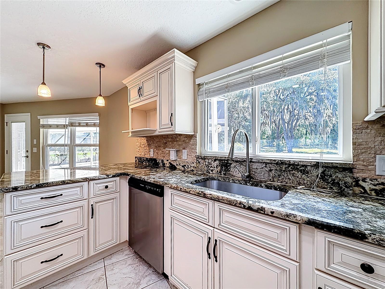 363 N KENSINGTON AVE, LECANTO, FL, 34461