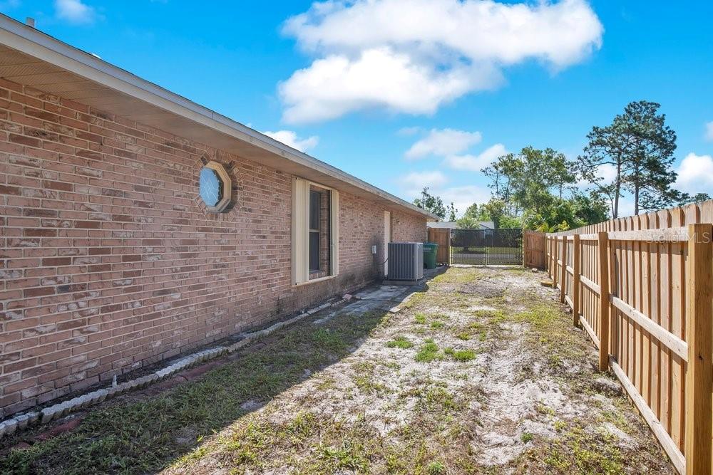 1309 LODGE TER, DELTONA, FL, 32738