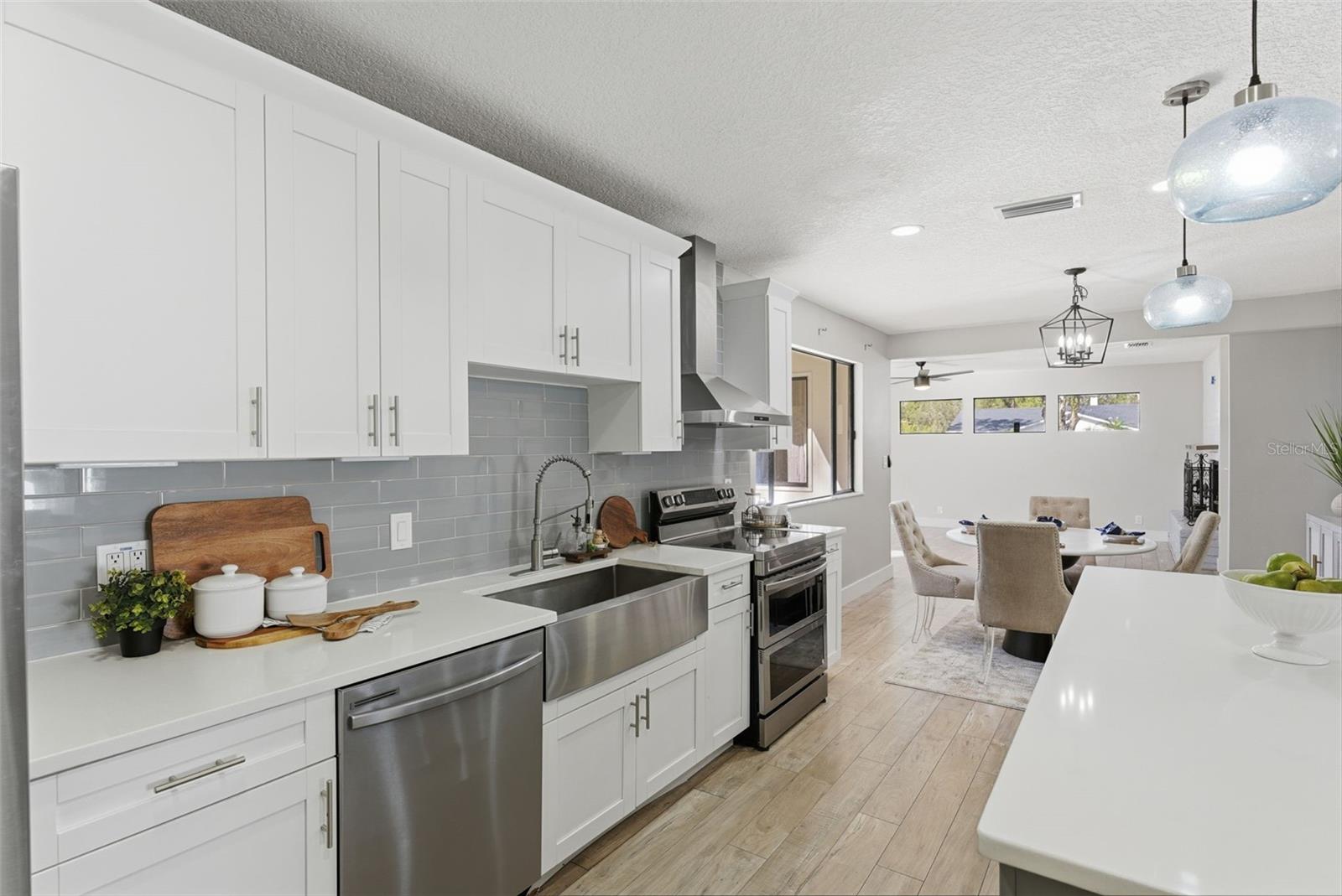 1566 WOODFIELD CT, LUTZ, FL, 33558